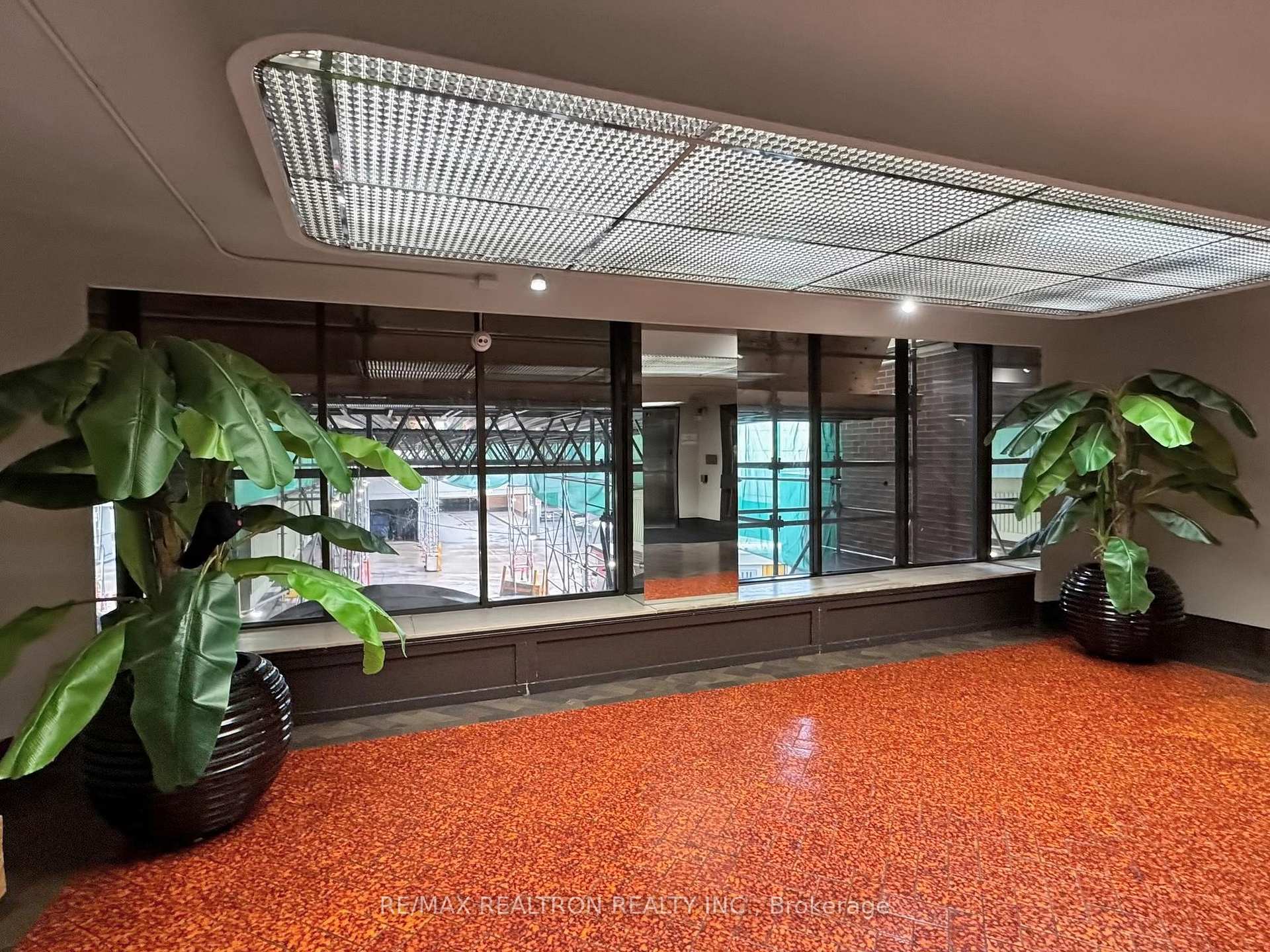 Photo 5 of Unit 2419, 1 Massey Square, Toronto, Crescent Town — HOMEH