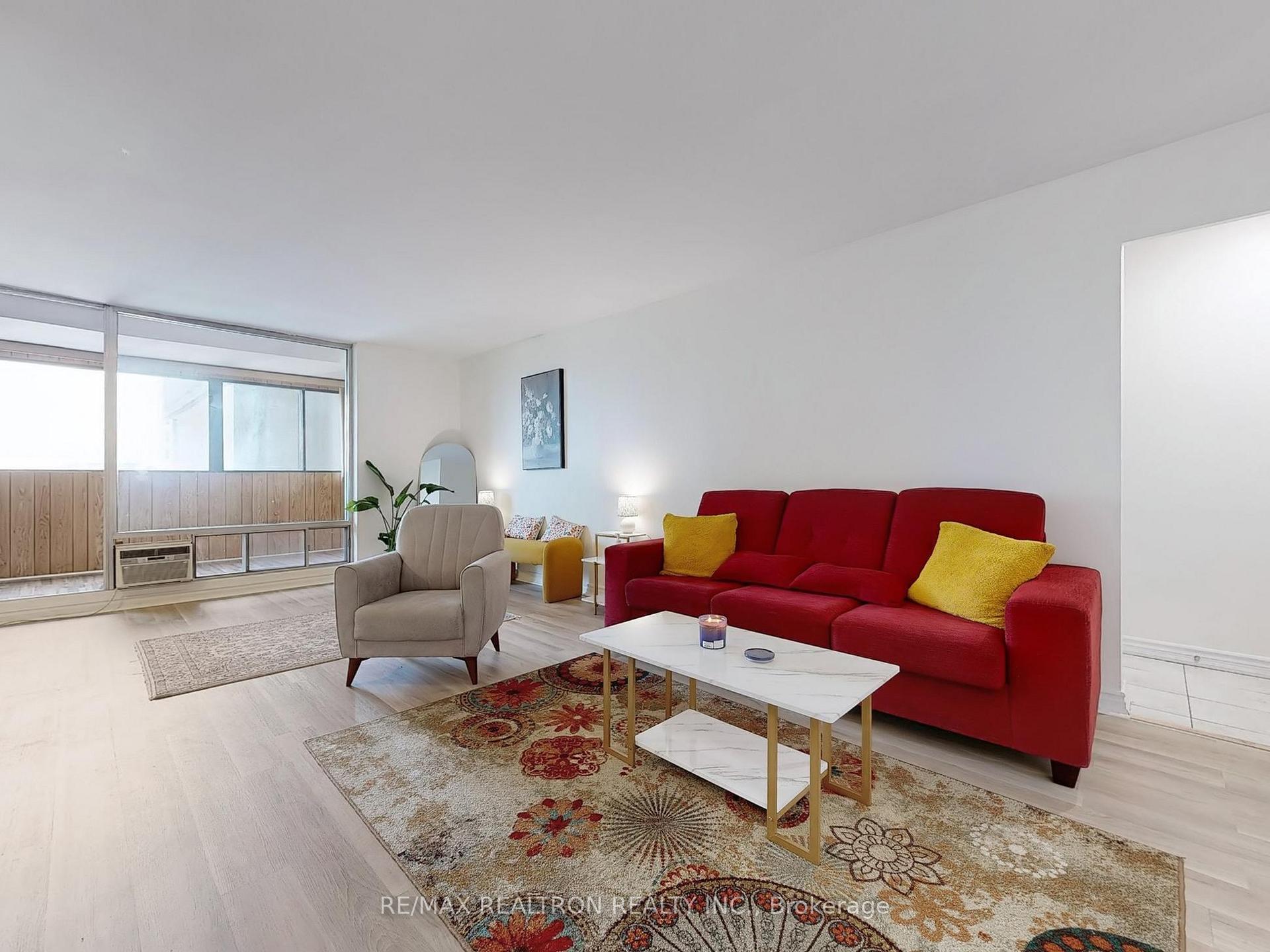 Photo 10 of Unit 2419, 1 Massey Square, Toronto, Crescent Town — HOMEH