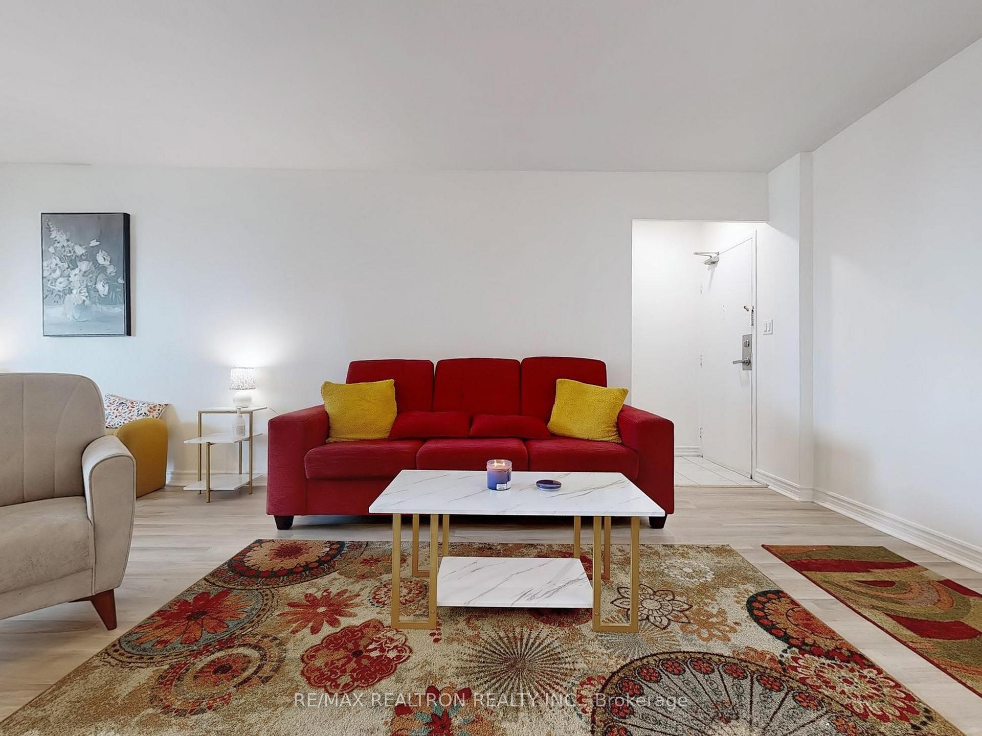 Photo 12 of Unit 2419, 1 Massey Square, Toronto, Crescent Town — HOMEH