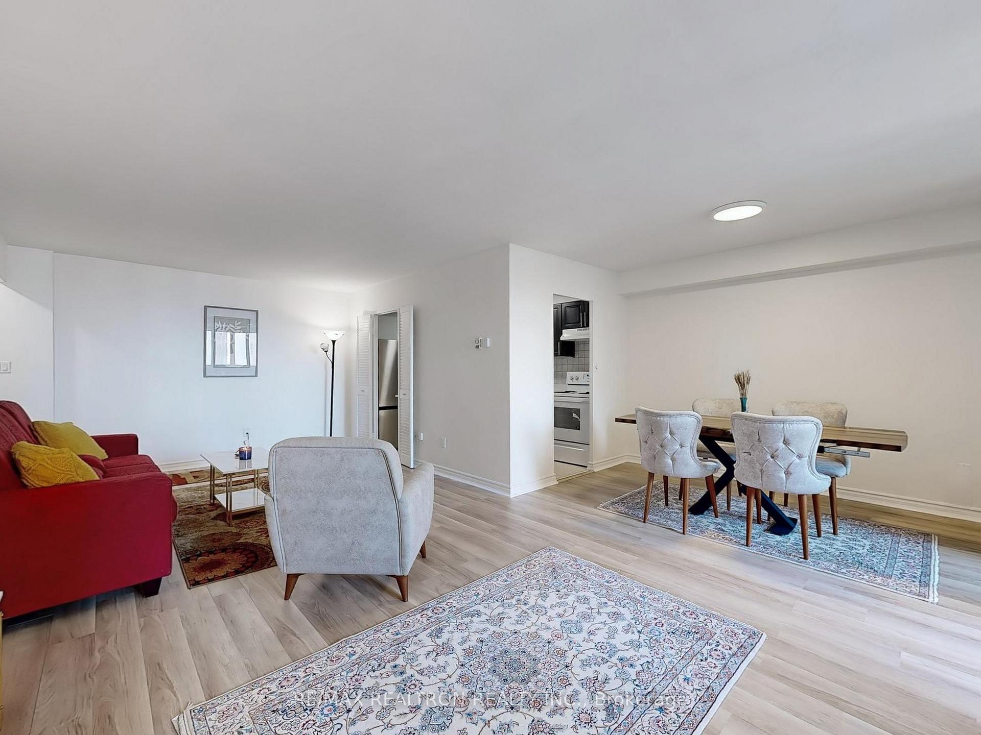 Photo 14 of Unit 2419, 1 Massey Square, Toronto, Crescent Town — HOMEH