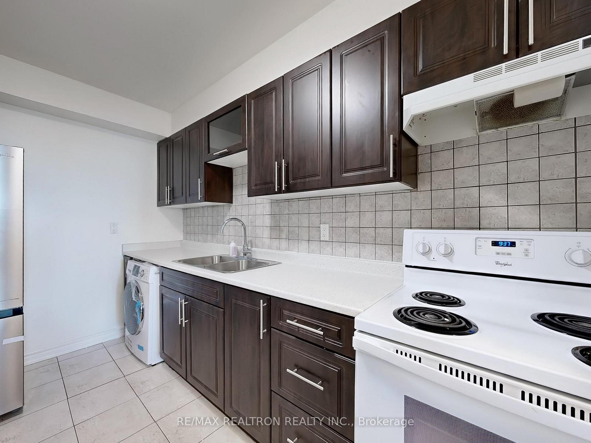 Photo 21 of Unit 2419, 1 Massey Square, Toronto, Crescent Town — HOMEH
