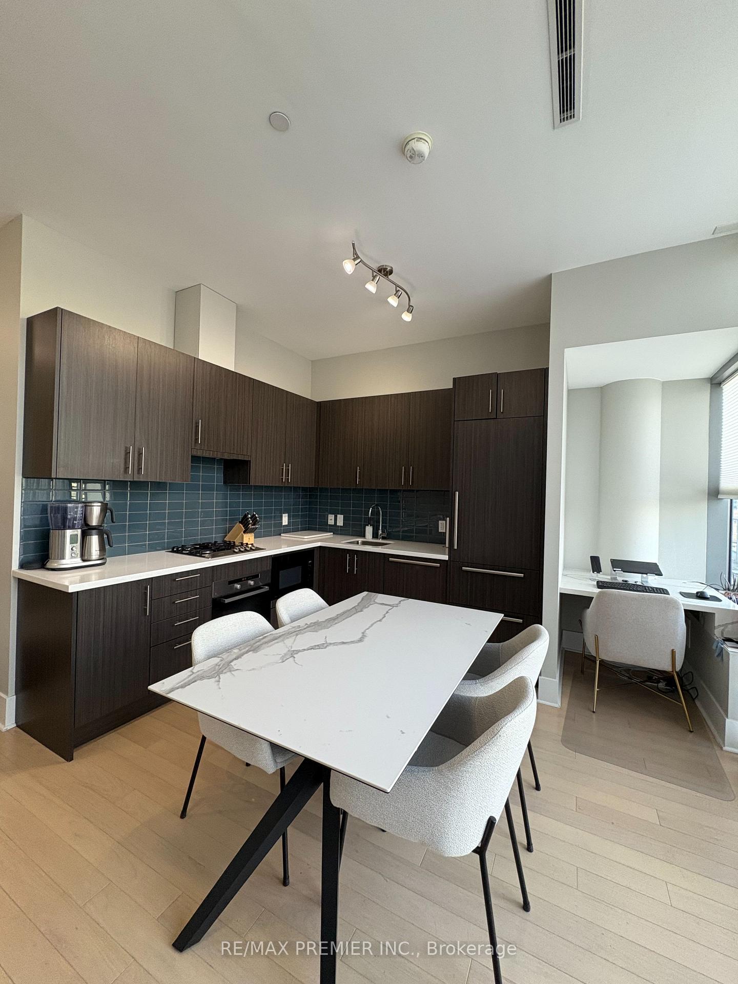 Photo 4 of Unit 1208, 29 Queens Quay E, Toronto, Waterfront Communities — HOMEH