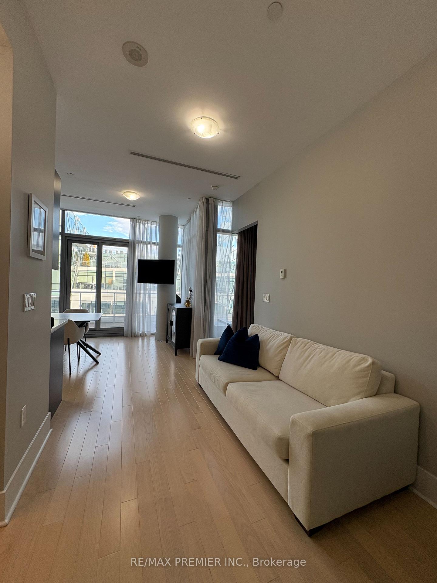 Photo 12 of Unit 1208, 29 Queens Quay E, Toronto, Waterfront Communities — HOMEH