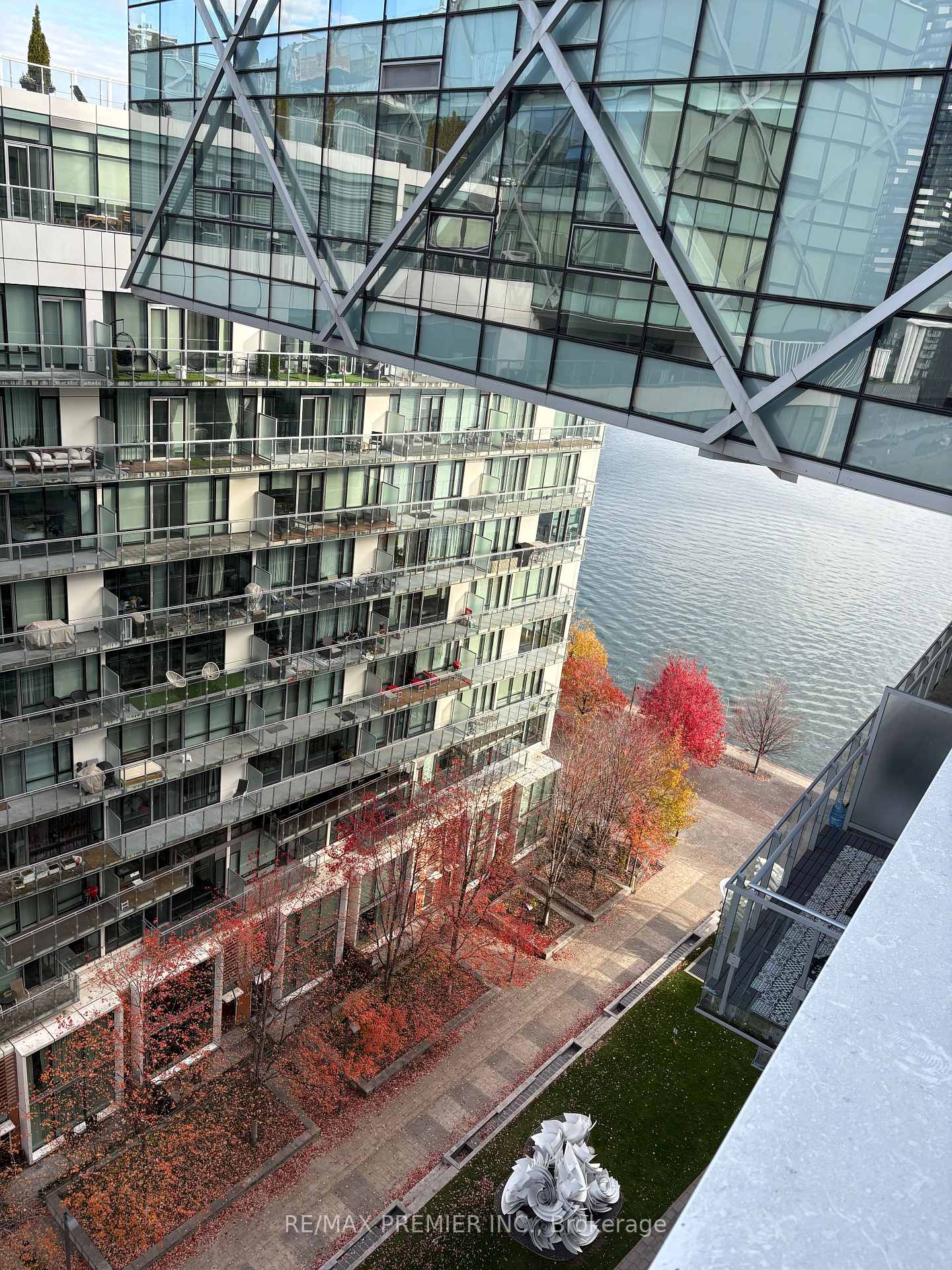 Photo 20 of Unit 1208, 29 Queens Quay E, Toronto, Waterfront Communities — HOMEH