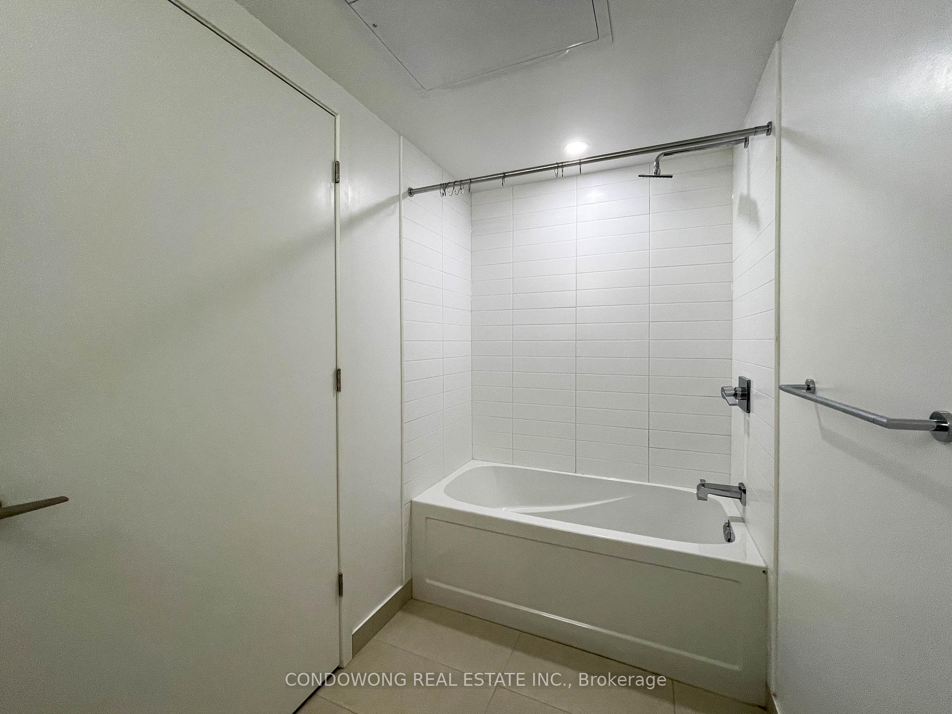 Photo 8 of Unit 1413, 18 Maitland Terrace, Toronto, Church-Yonge Corridor — HOMEH