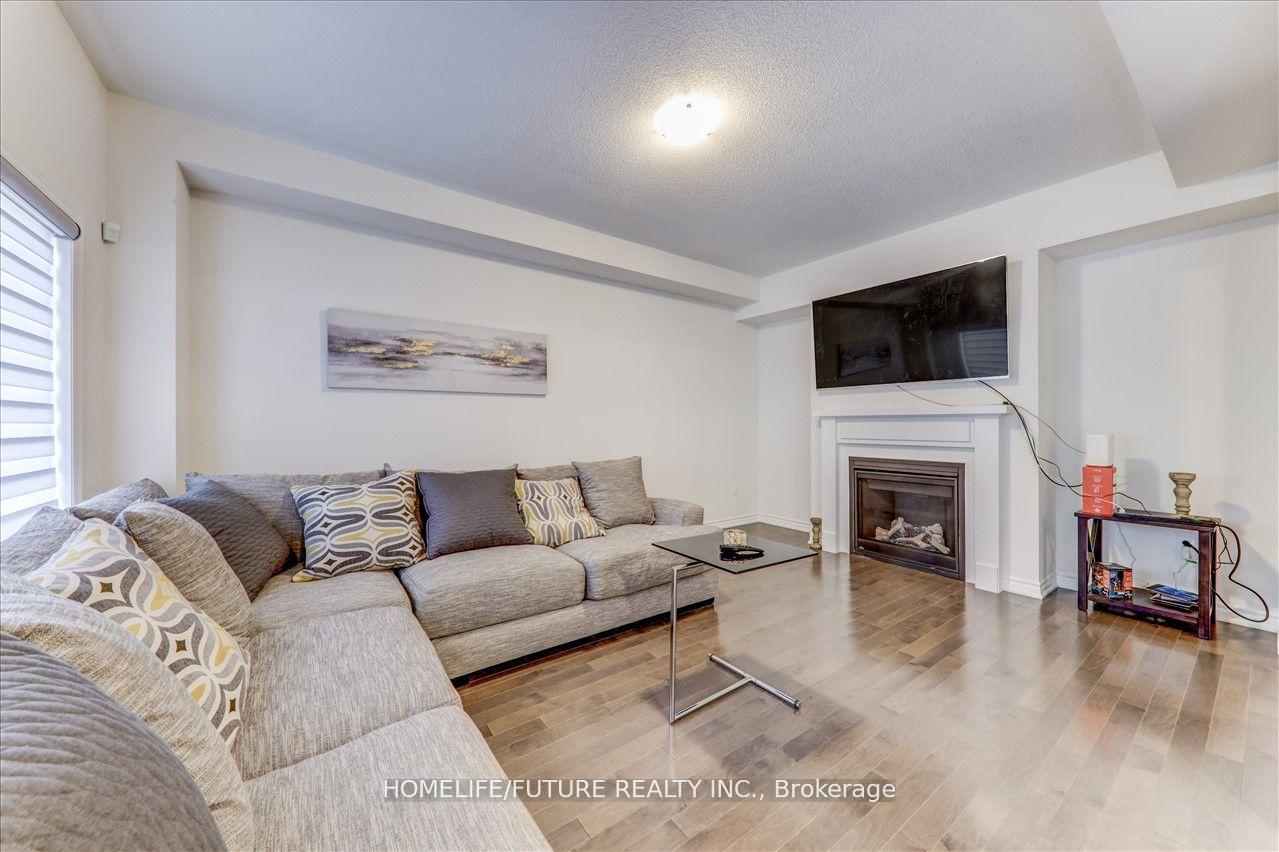 Photo 8 of 21 Valleo Street, Georgina, Keswick North — HOMEH