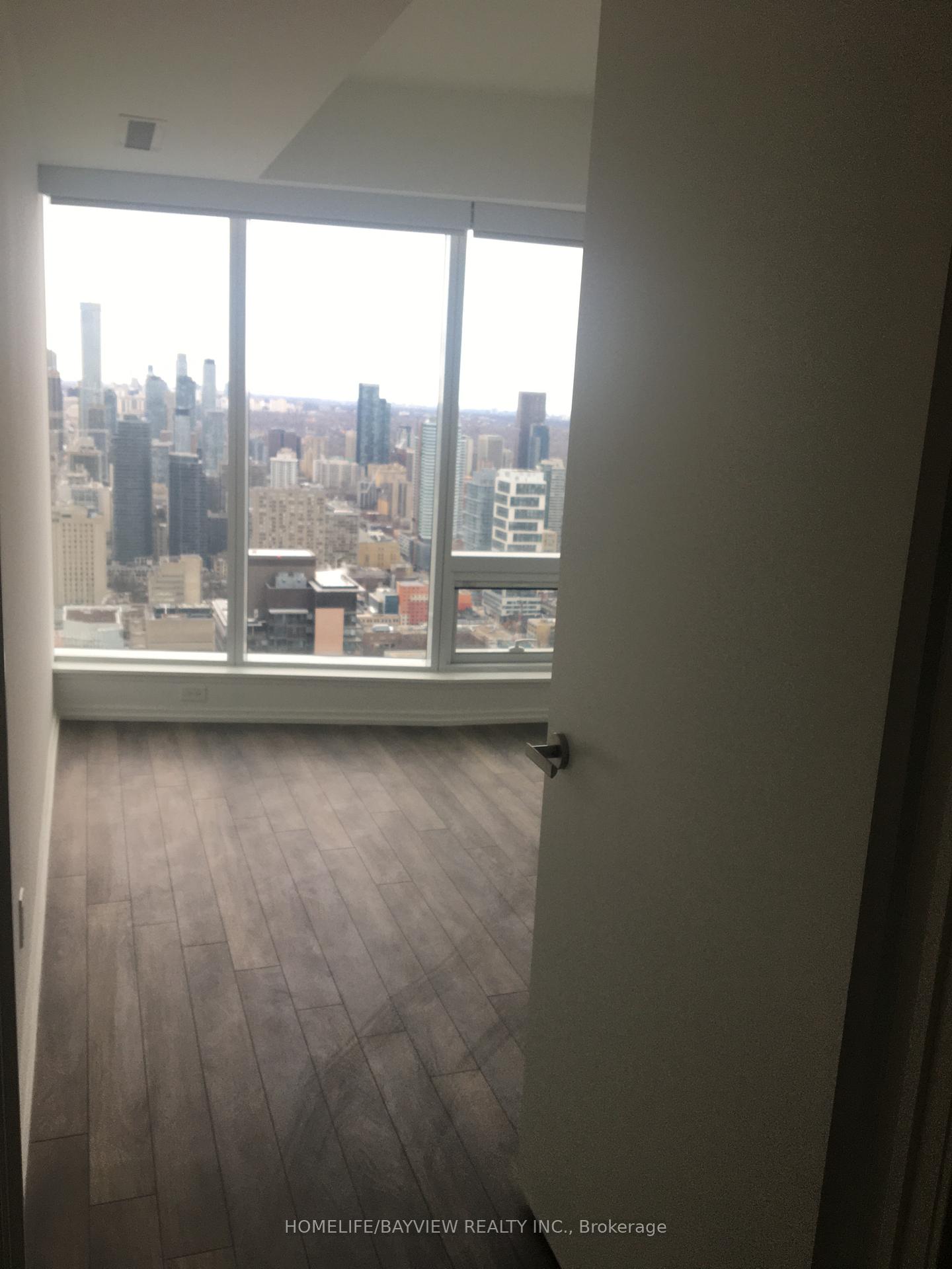Photo 4 of Unit 4914, 197 Yonge Street, Toronto, Church-Yonge Corridor — HOMEH