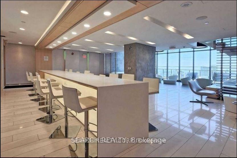 Photo 14 of Unit 4211, 45 Charles Street E, Toronto, Church-Yonge Corridor — HOMEH