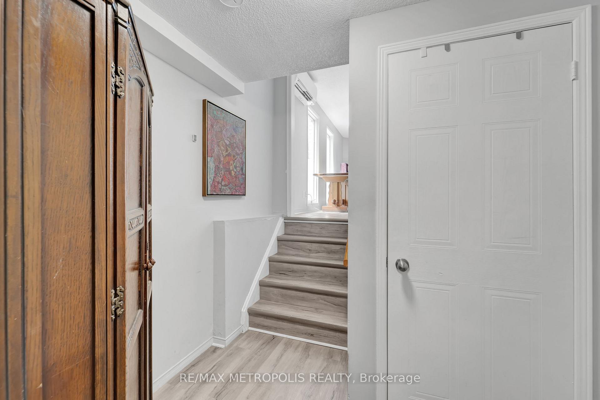 Photo 15 of Unit MAIN, 31 Empire Crescent, Clarington, Courtice — HOMEH