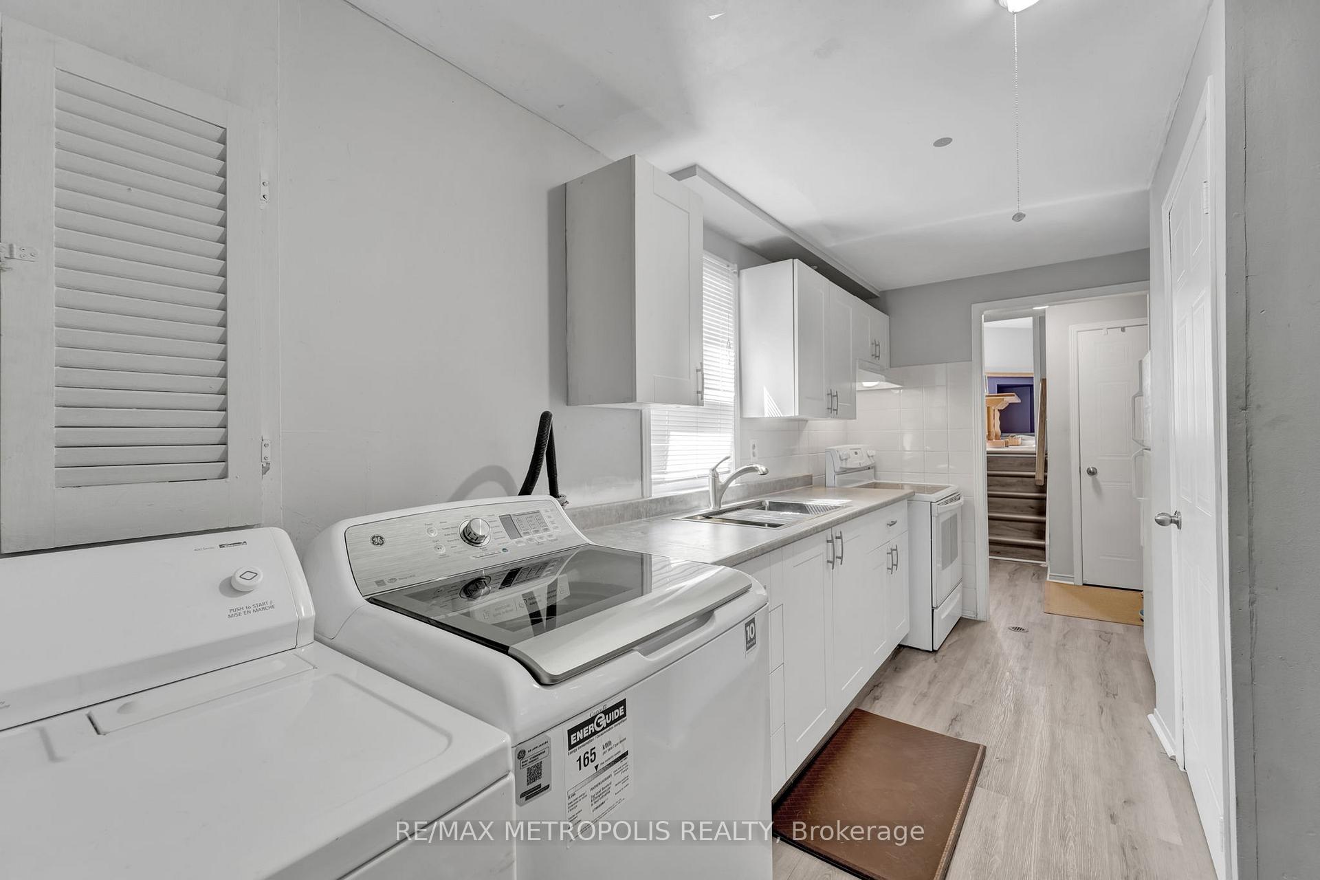 Photo 17 of Unit MAIN, 31 Empire Crescent, Clarington, Courtice — HOMEH