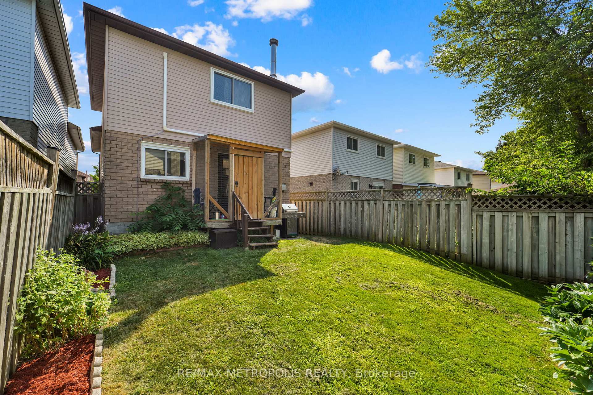 Photo 21 of Unit MAIN, 31 Empire Crescent, Clarington, Courtice — HOMEH