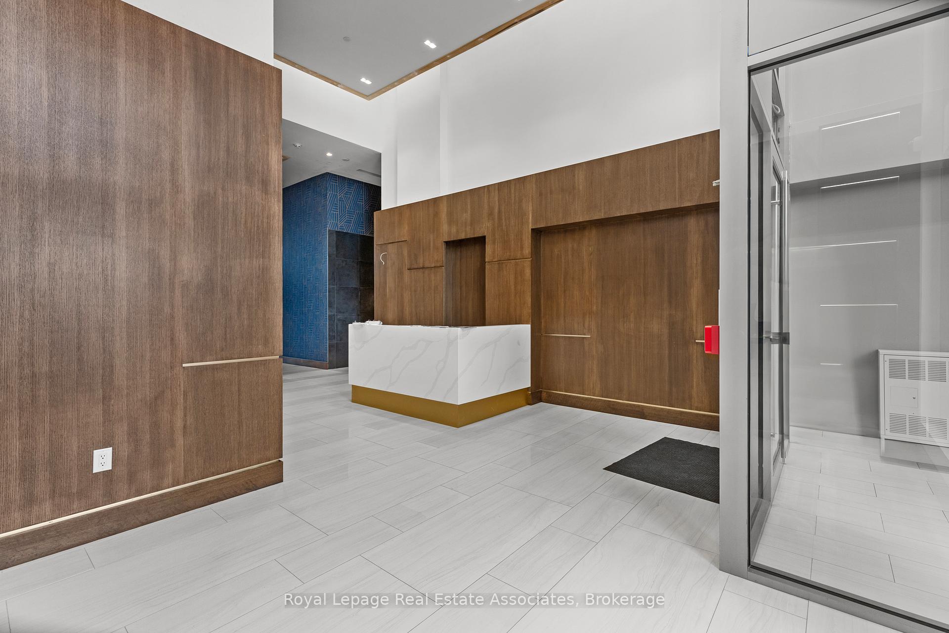 Photo 4 of Unit 1218, 2782 Barton Street E, Hamilton, Riverdale — HOMEH