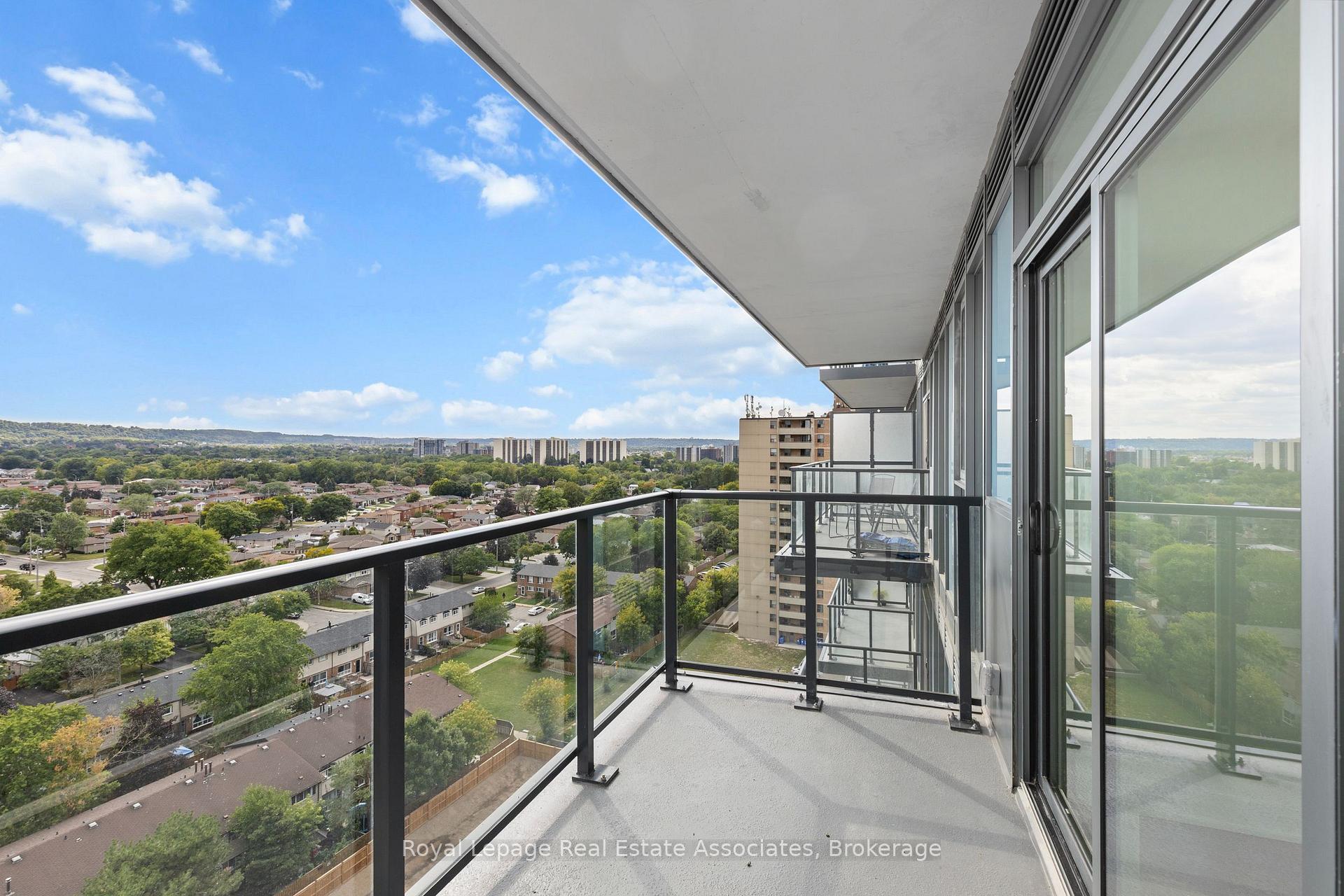 Photo 25 of Unit 1218, 2782 Barton Street E, Hamilton, Riverdale — HOMEH