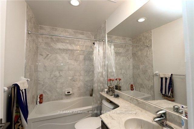 Photo 3 of Unit 1804, 1 Scott Street, Toronto, Waterfront Communities — HOMEH