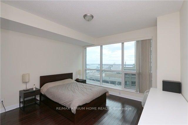Photo 7 of Unit 1804, 1 Scott Street, Toronto, Waterfront Communities — HOMEH