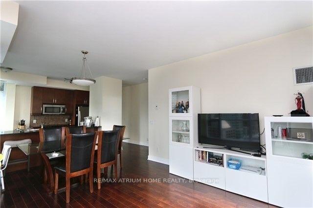 Photo 10 of Unit 1804, 1 Scott Street, Toronto, Waterfront Communities — HOMEH