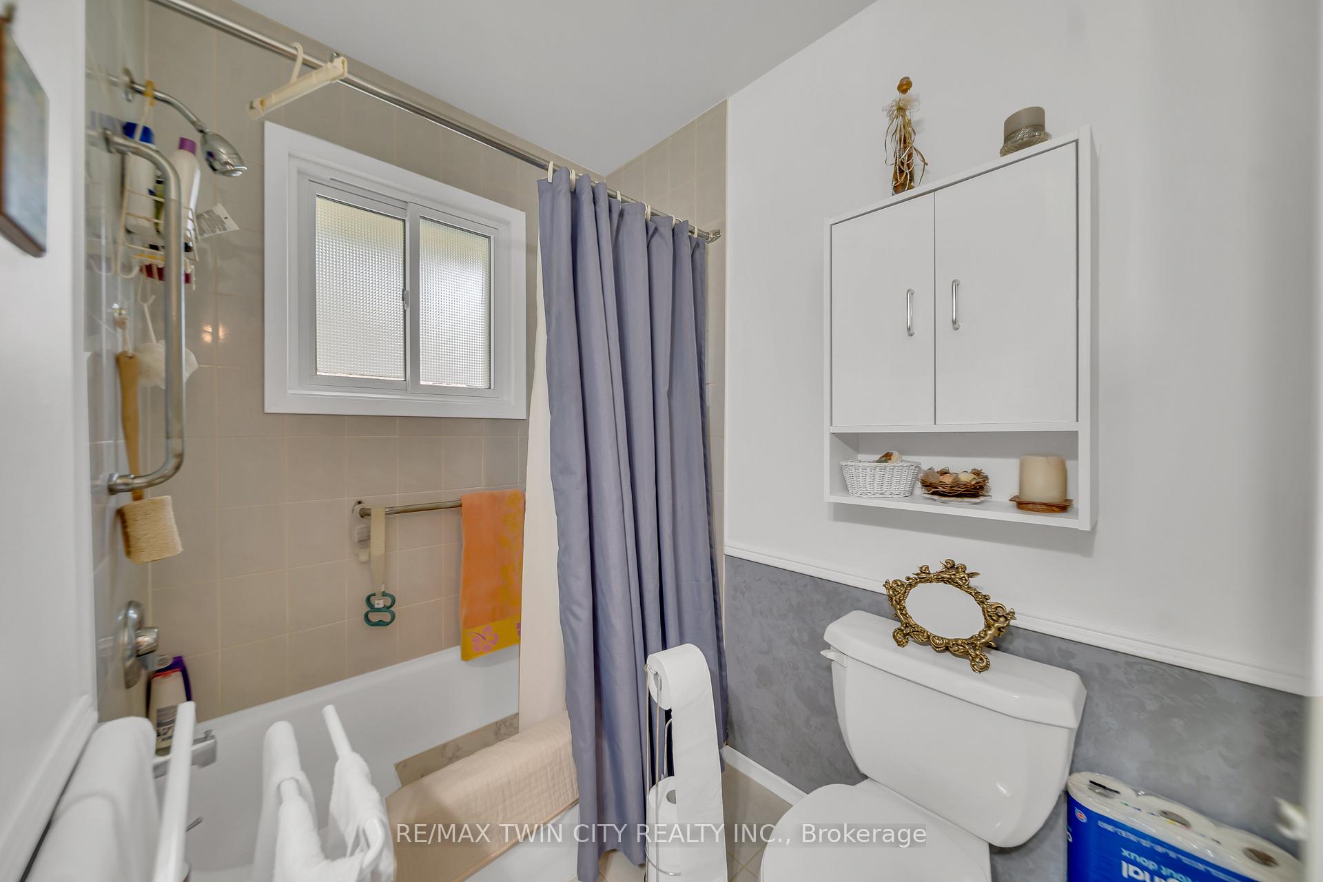 Photo 22 of 13 Gilston Parkway, Brant, Paris — HOMEH