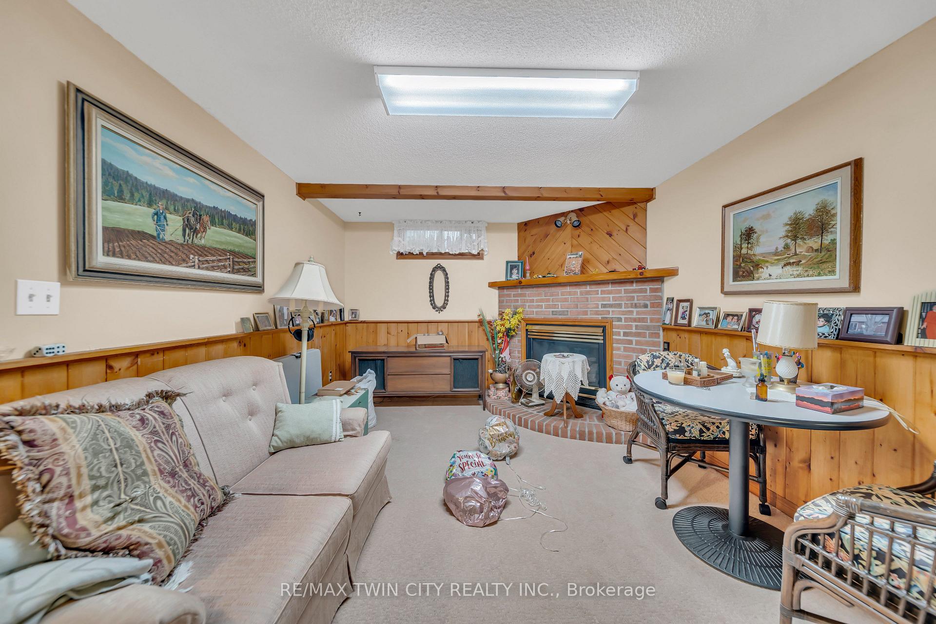 Photo 25 of 13 Gilston Parkway, Brant, Paris — HOMEH
