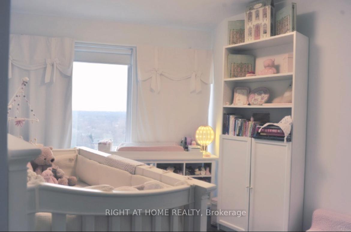 Photo 10 of Unit 1502, 575 Bloor Street E, Toronto, North St. James Town — HOMEH