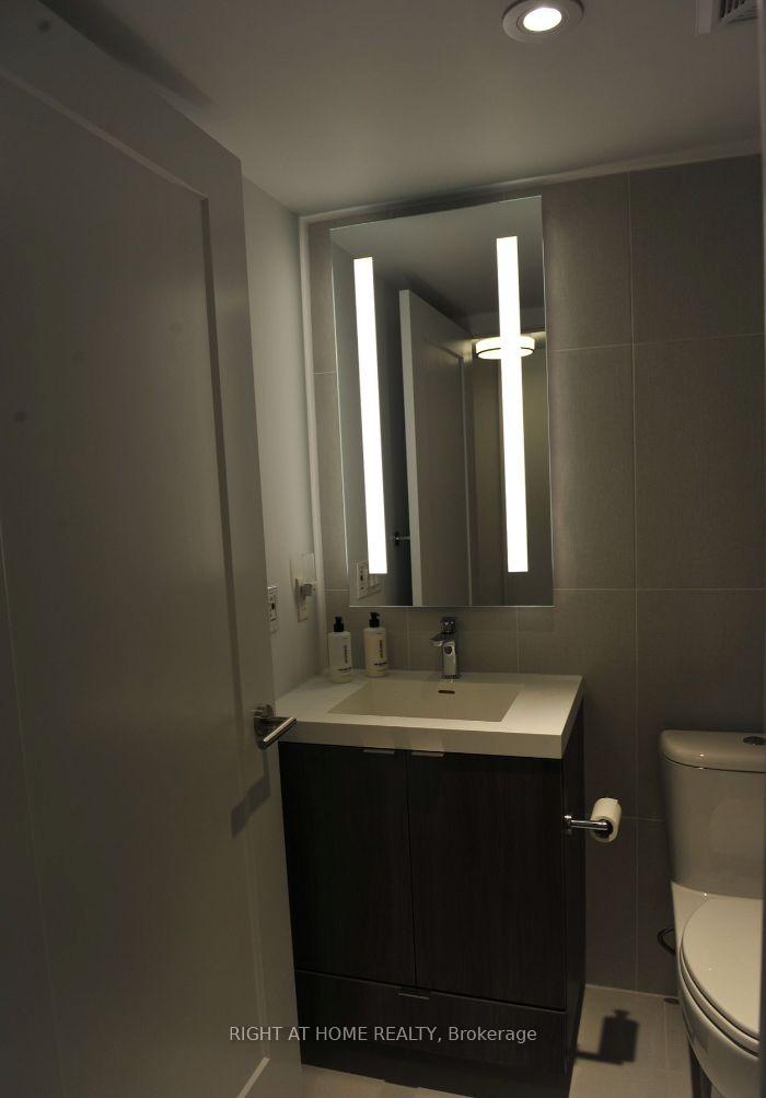 Photo 11 of Unit 1502, 575 Bloor Street E, Toronto, North St. James Town — HOMEH