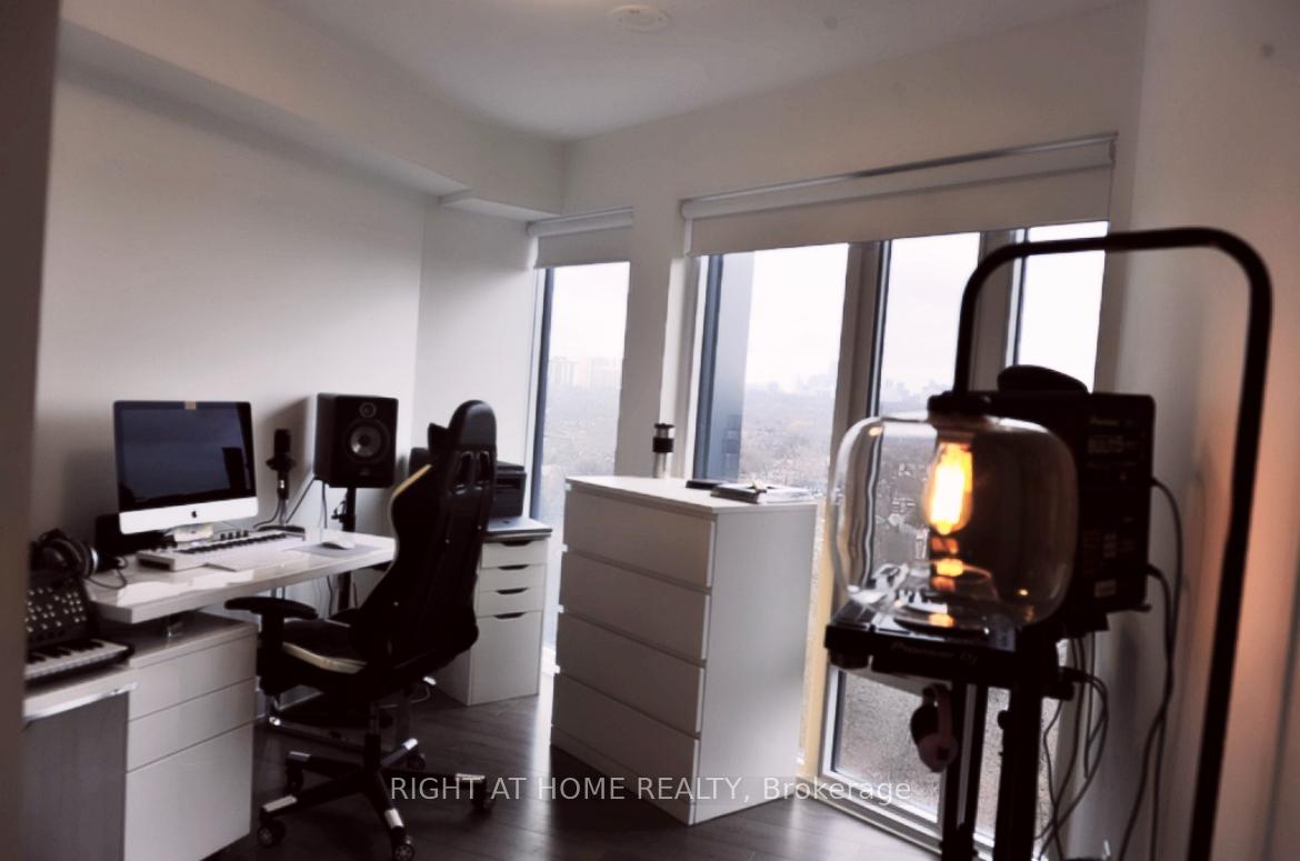Photo 12 of Unit 1502, 575 Bloor Street E, Toronto, North St. James Town — HOMEH