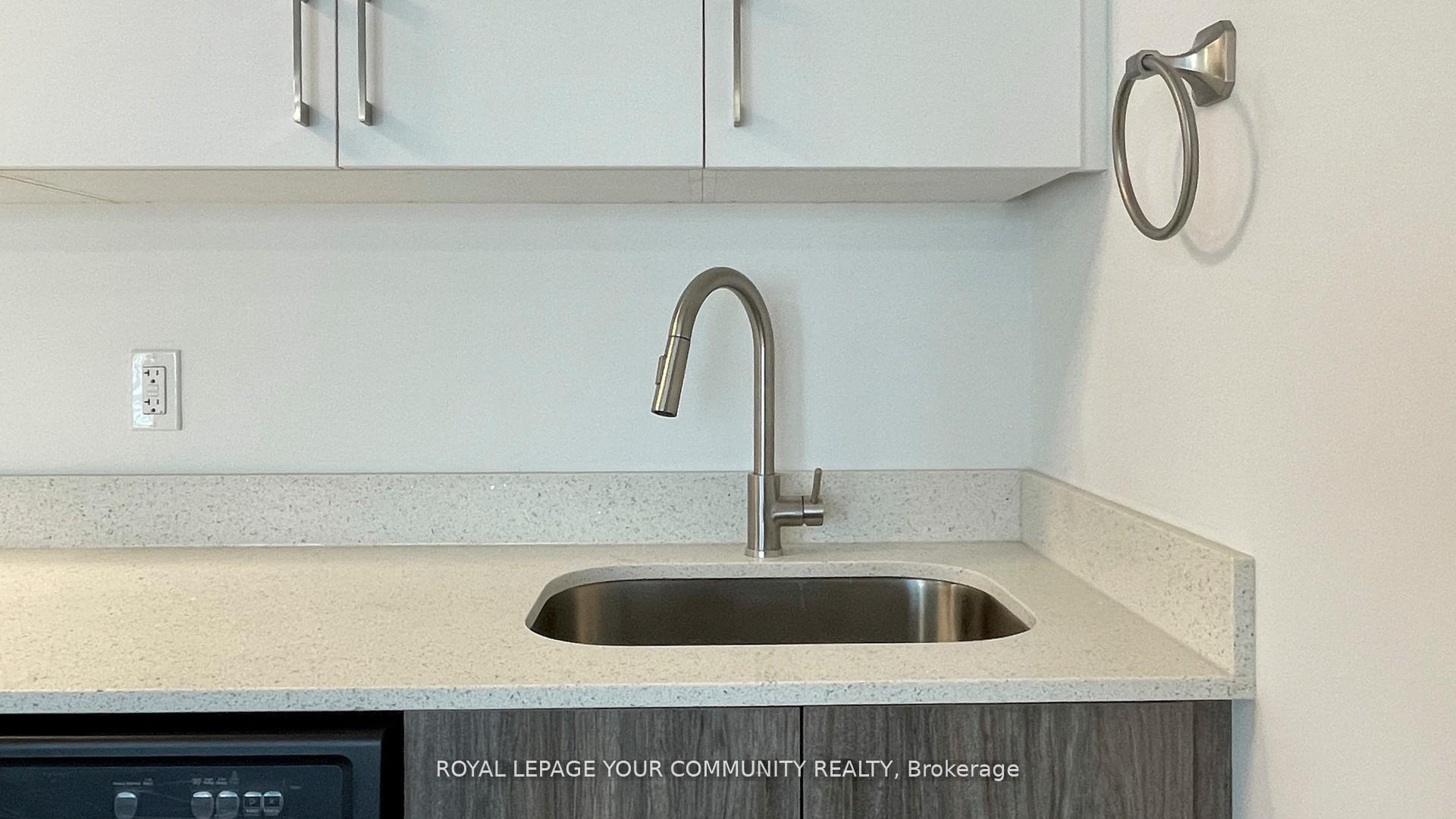 Photo 14 of Unit 301, 45 Connaught Avenue, Toronto, Greenwood-Coxwell — HOMEH