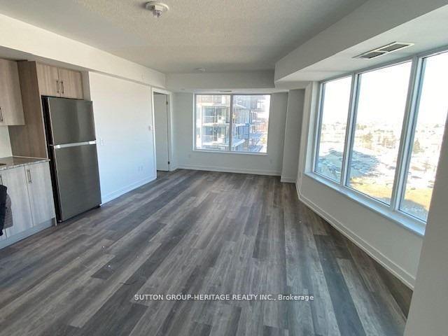 Photo 6 of Unit 907, 1480 Bayly Street, Pickering, Bay Ridges — HOMEH