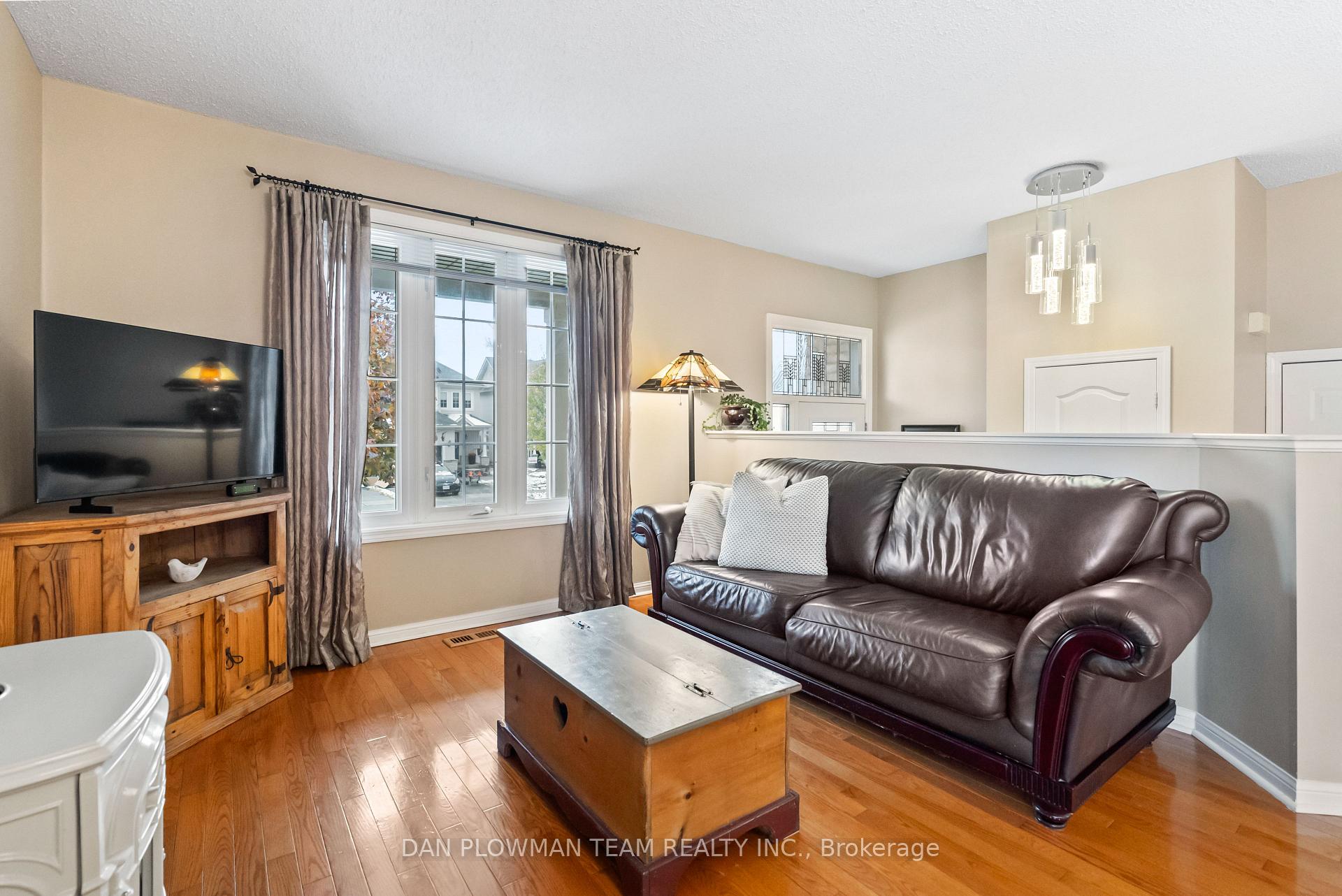 Photo 8 of 36 Shipley Avenue, Clarington, Newcastle — HOMEH