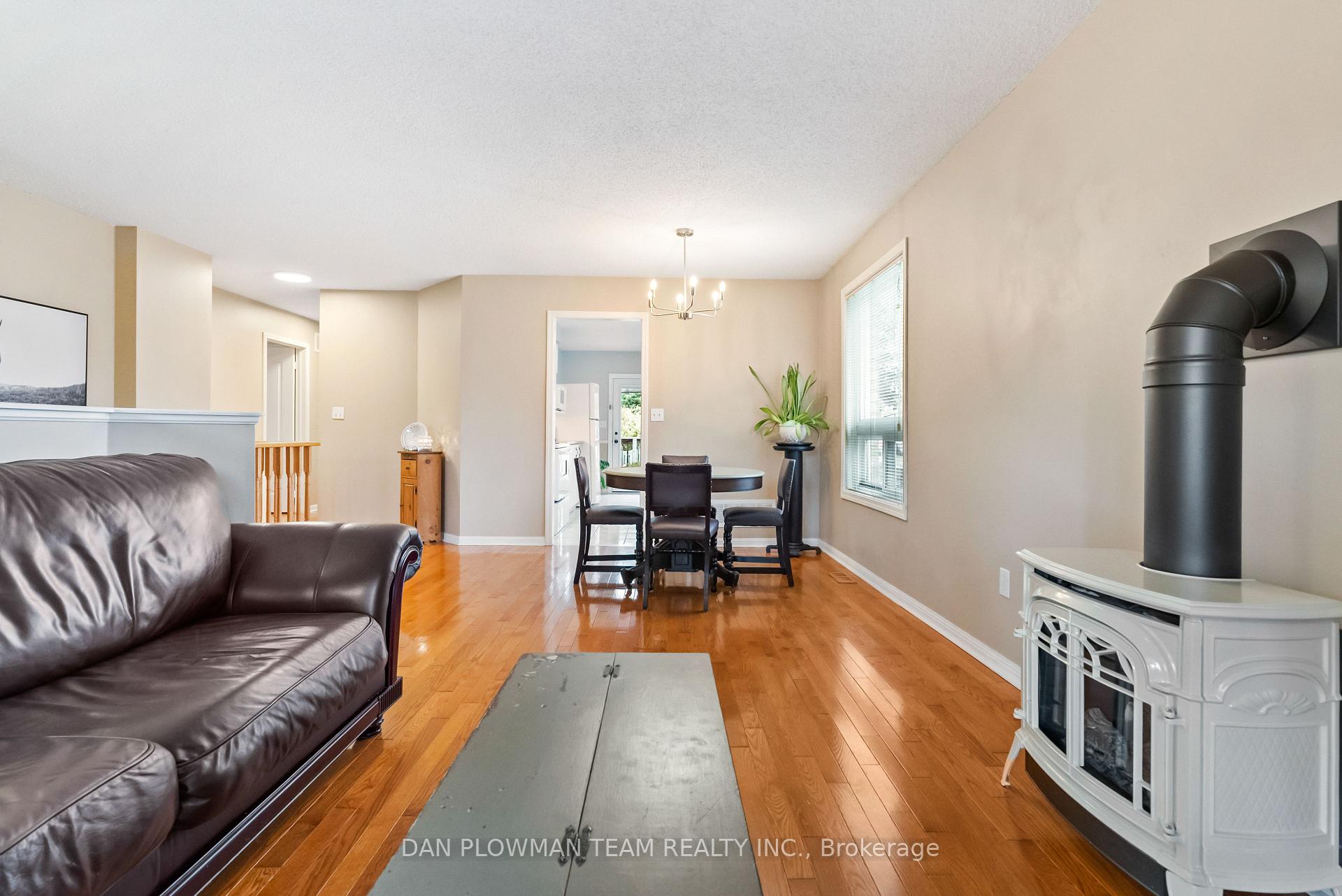 Photo 9 of 36 Shipley Avenue, Clarington, Newcastle — HOMEH