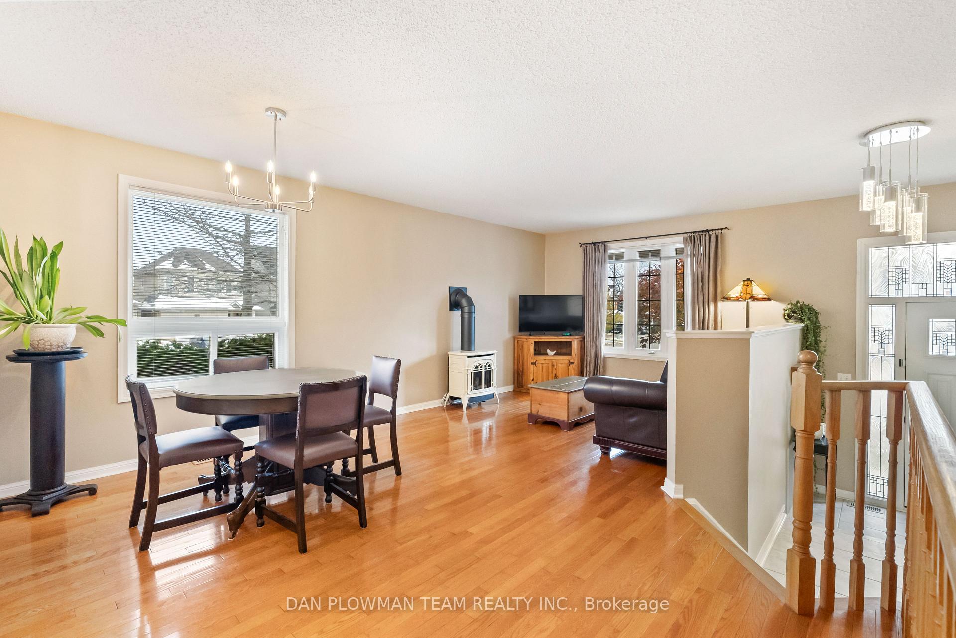 Photo 11 of 36 Shipley Avenue, Clarington, Newcastle — HOMEH