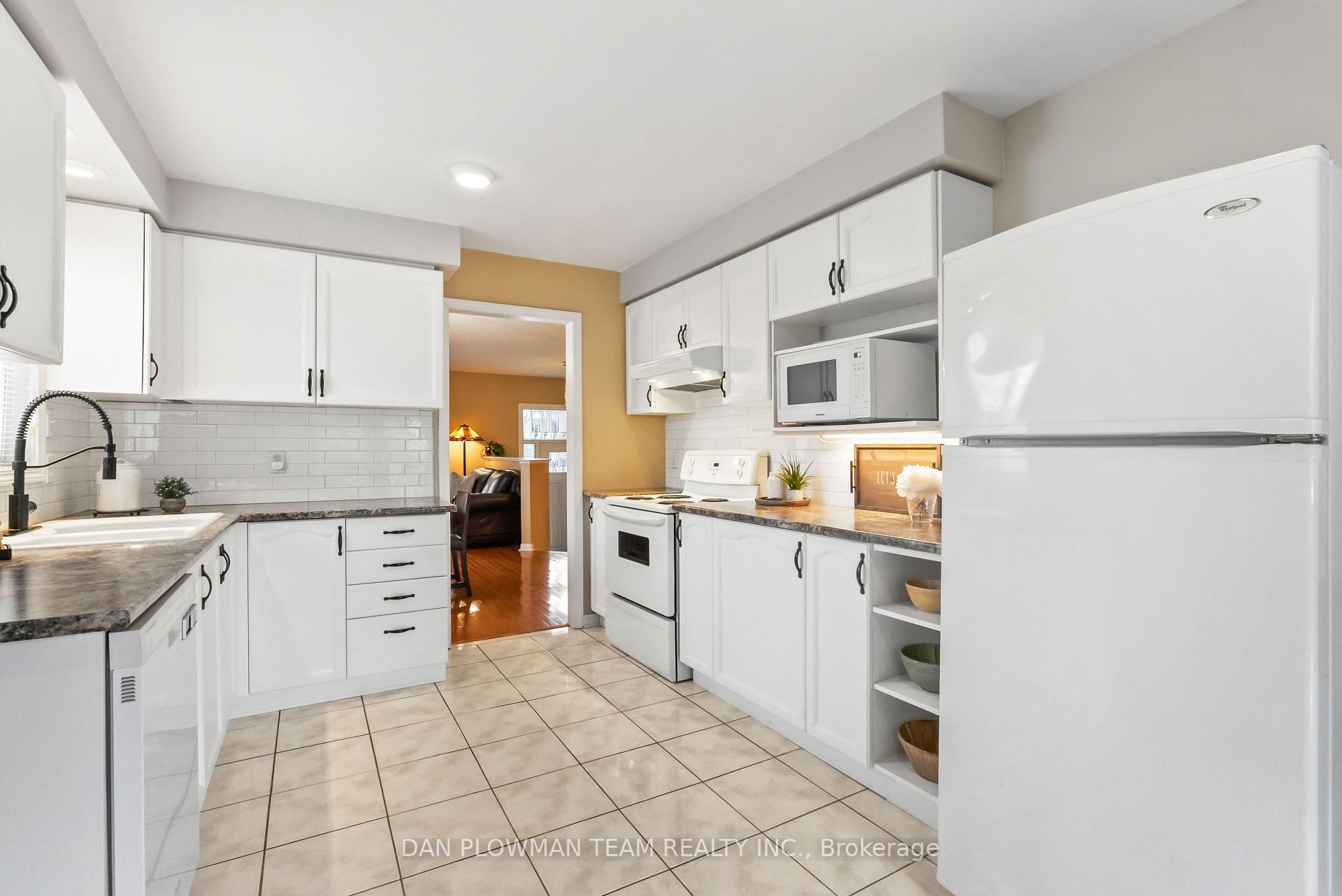 Photo 14 of 36 Shipley Avenue, Clarington, Newcastle — HOMEH
