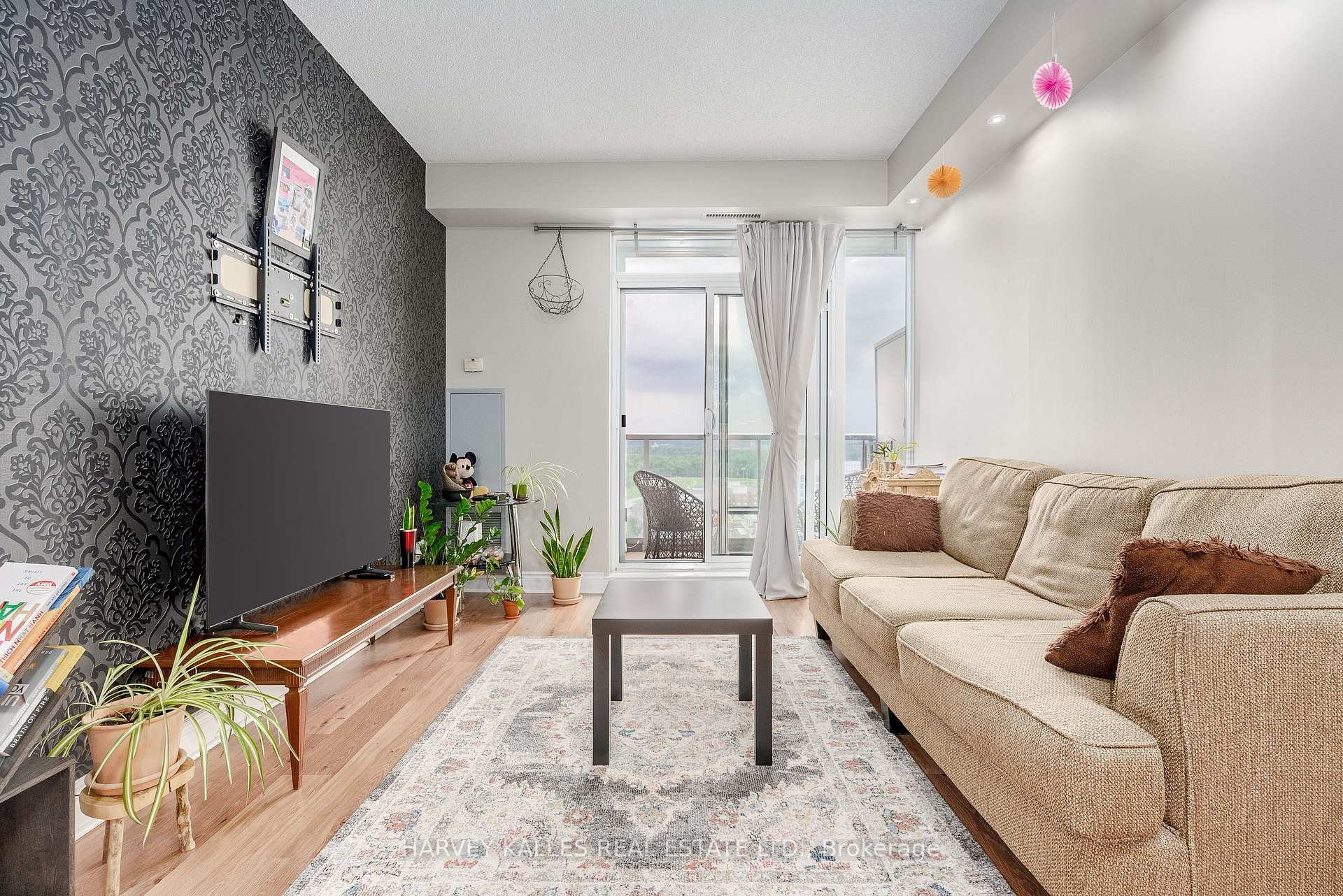 Photo 2 of Unit 1906, 7 North Park Road, Vaughan, Beverley Glen — HOMEH