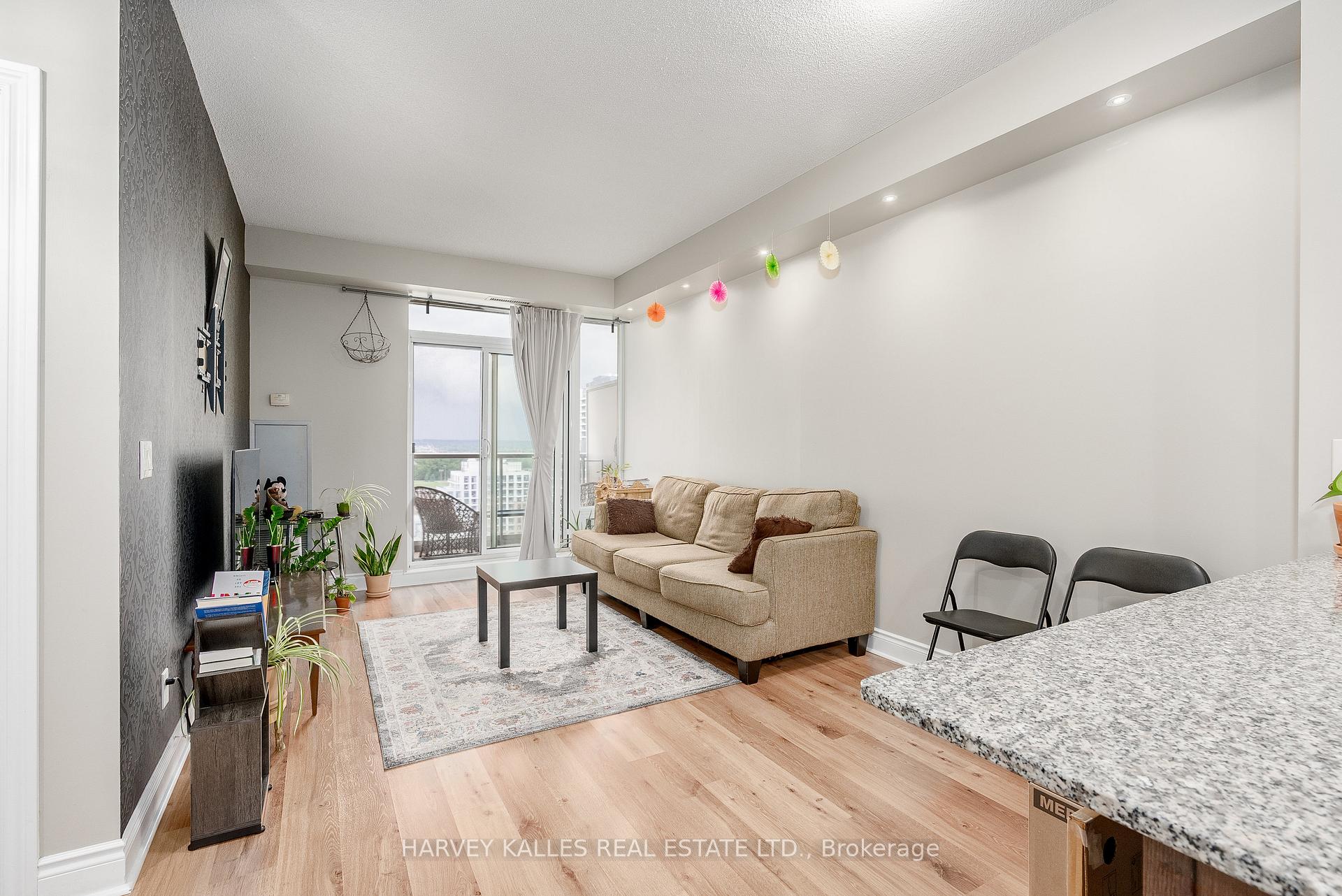 Photo 4 of Unit 1906, 7 North Park Road, Vaughan, Beverley Glen — HOMEH