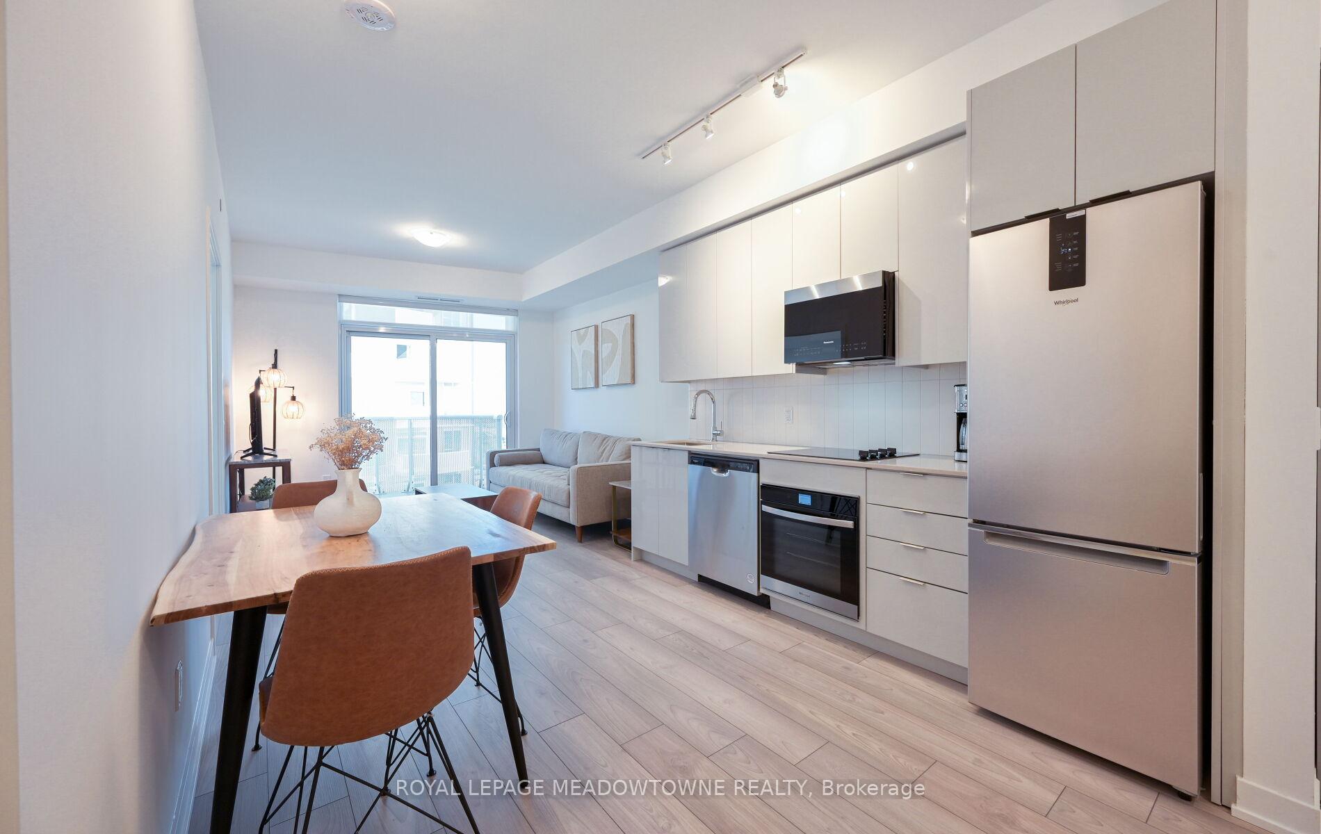Photo 5 of Unit 1917, 10 Abeja Street, Vaughan, Concord — HOMEH
