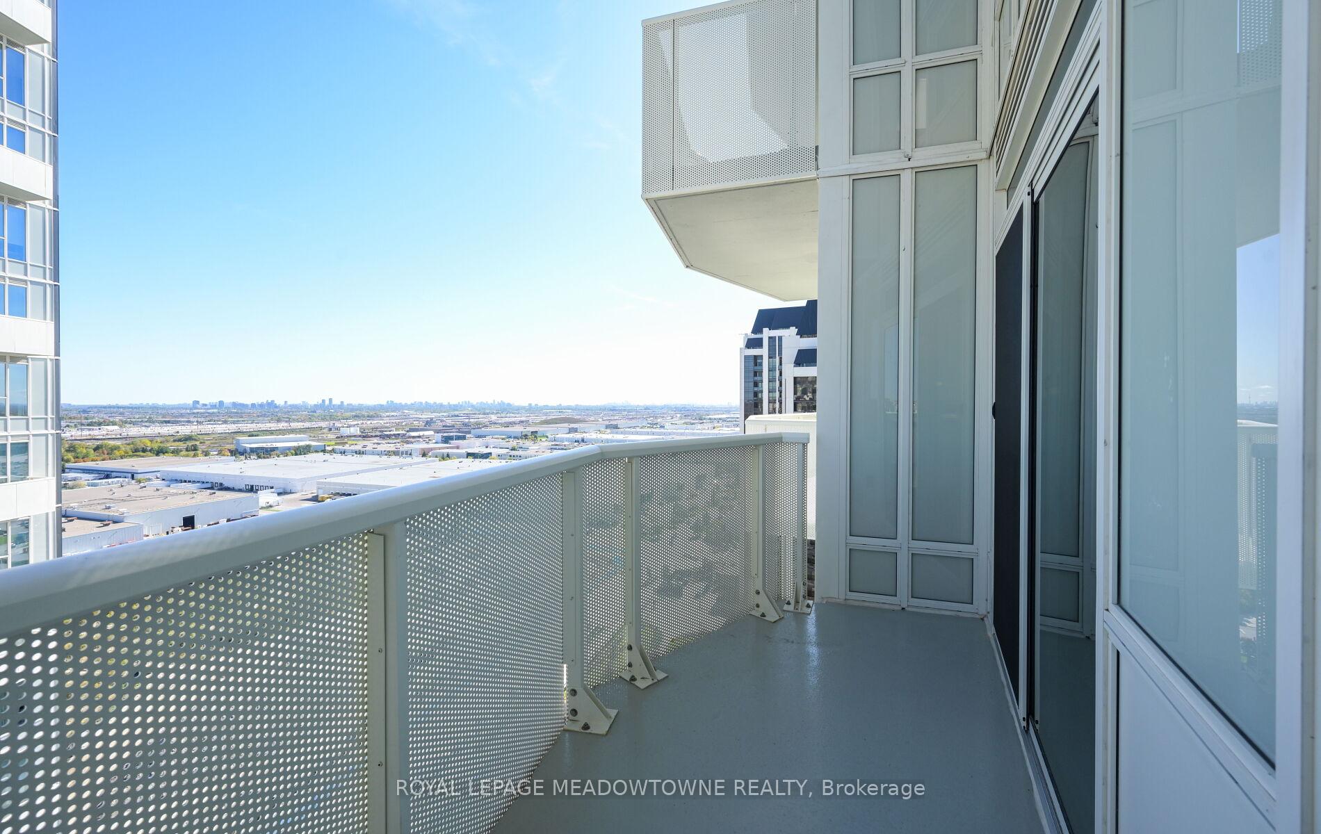 Photo 9 of Unit 1917, 10 Abeja Street, Vaughan, Concord — HOMEH