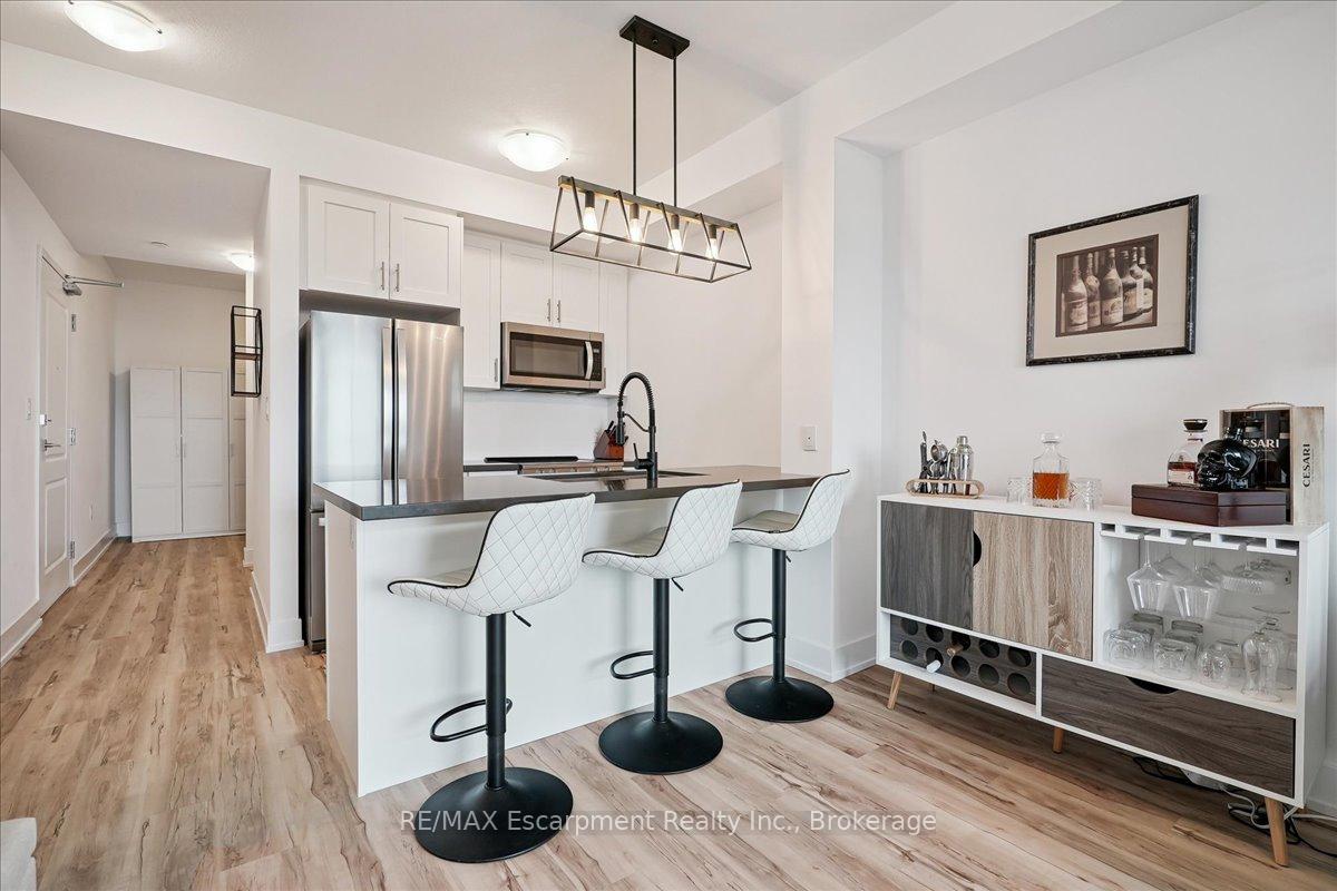 Photo 10 of Unit 1101, 450 Dundas Street E, Hamilton, Waterdown — HOMEH