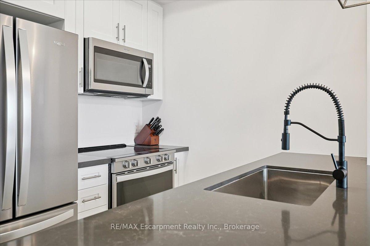 Photo 11 of Unit 1101, 450 Dundas Street E, Hamilton, Waterdown — HOMEH
