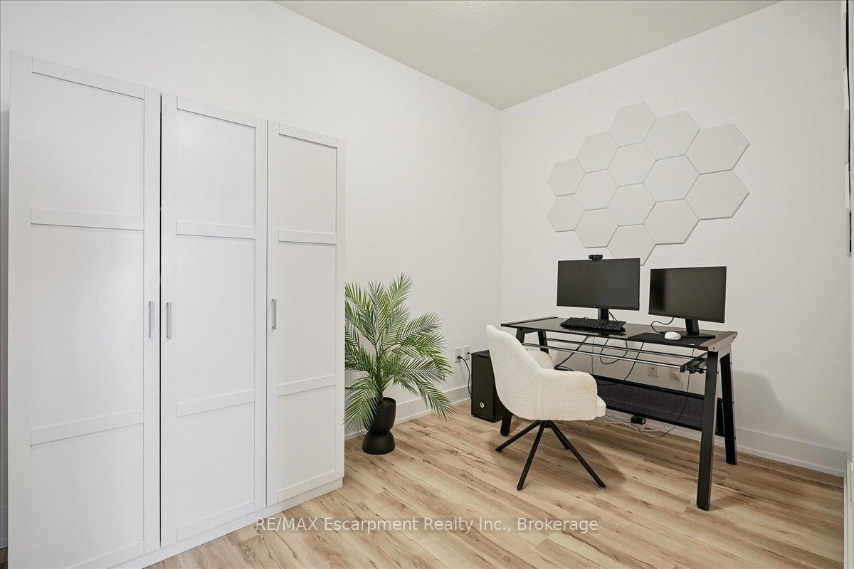 Photo 20 of Unit 1101, 450 Dundas Street E, Hamilton, Waterdown — HOMEH