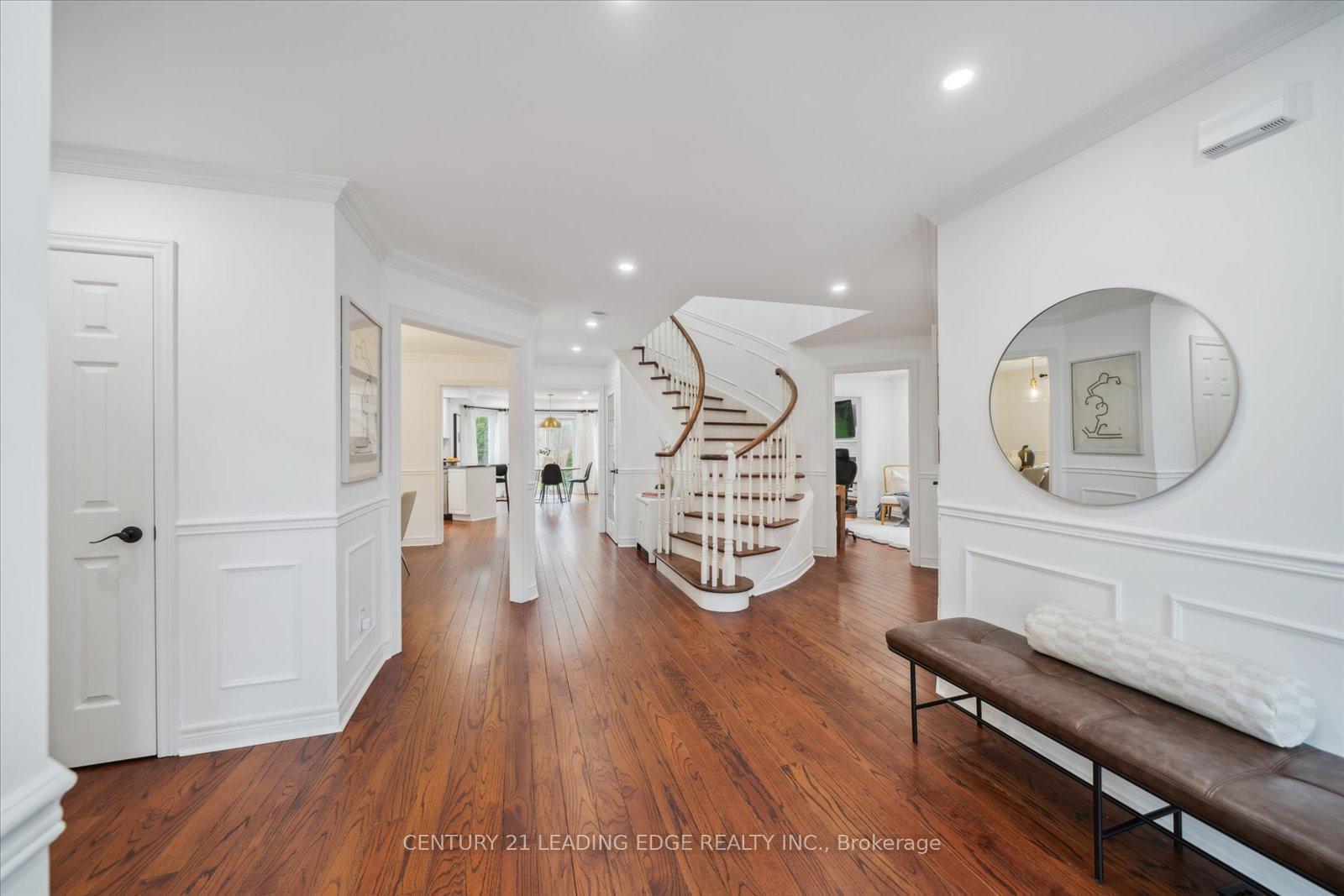 Photo 4 of 90 Charing Crescent, Aurora, Aurora Highlands — HOMEH