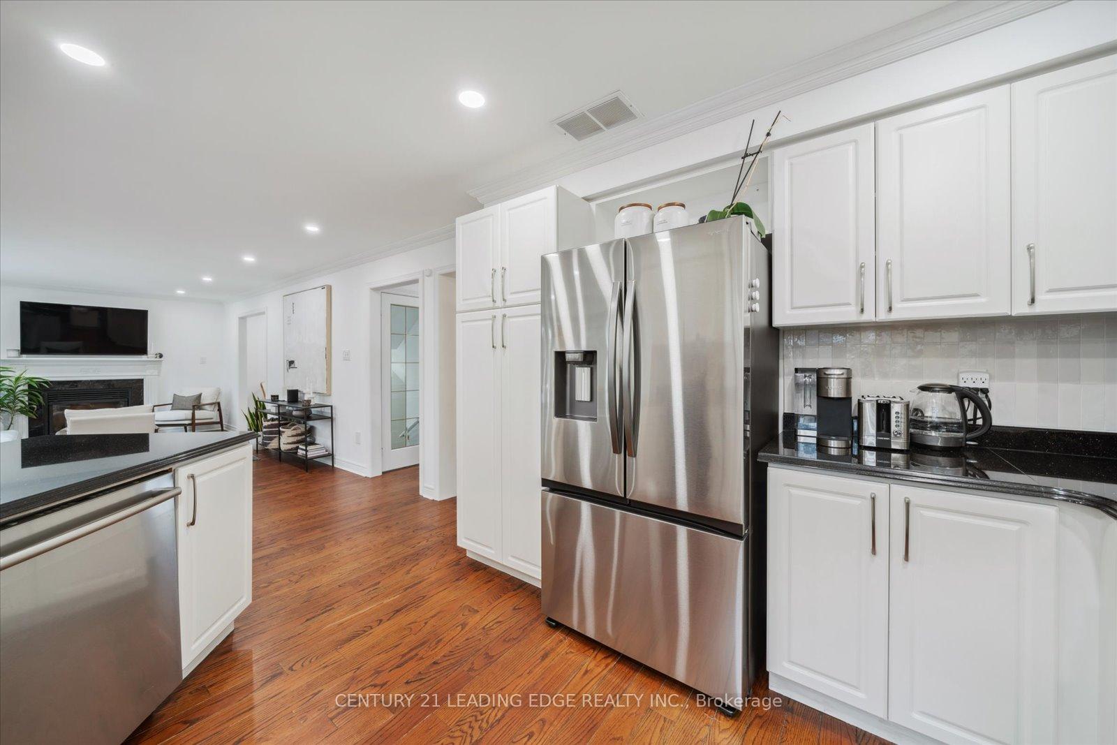 Photo 10 of 90 Charing Crescent, Aurora, Aurora Highlands — HOMEH
