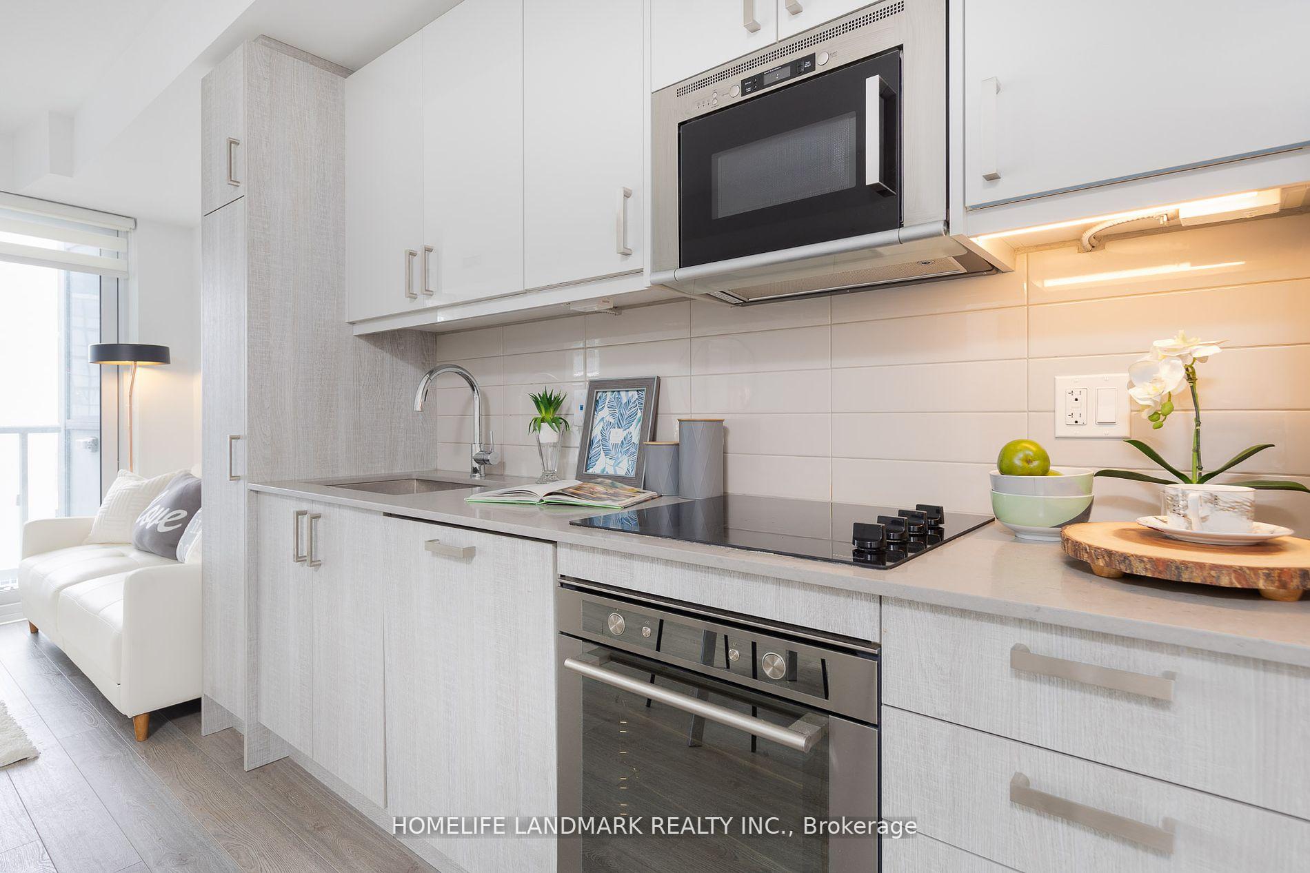 Photo 7 of Unit 3010, 77 Mutual Street, Toronto, Church-Yonge Corridor — HOMEH