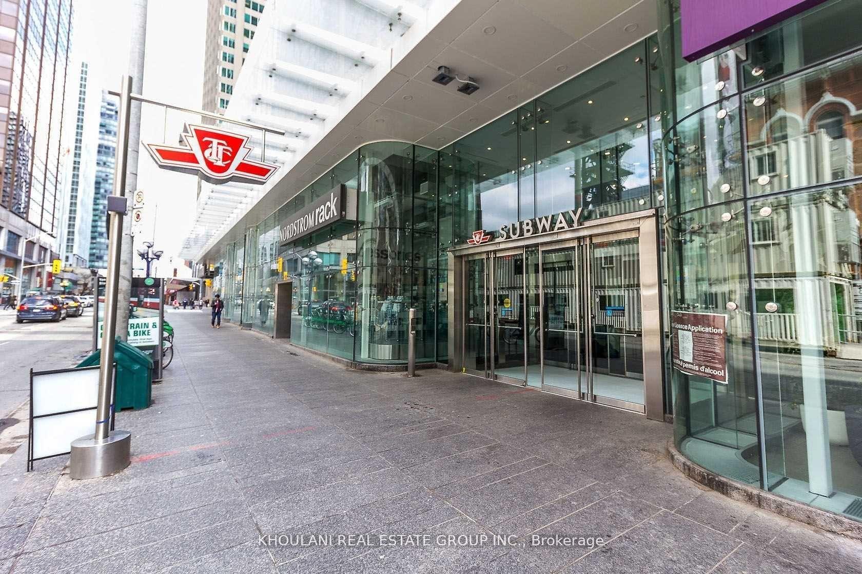 Photo 38 of Unit 4101, 1 Bloor Street E, Toronto, Church-Yonge Corridor — HOMEH