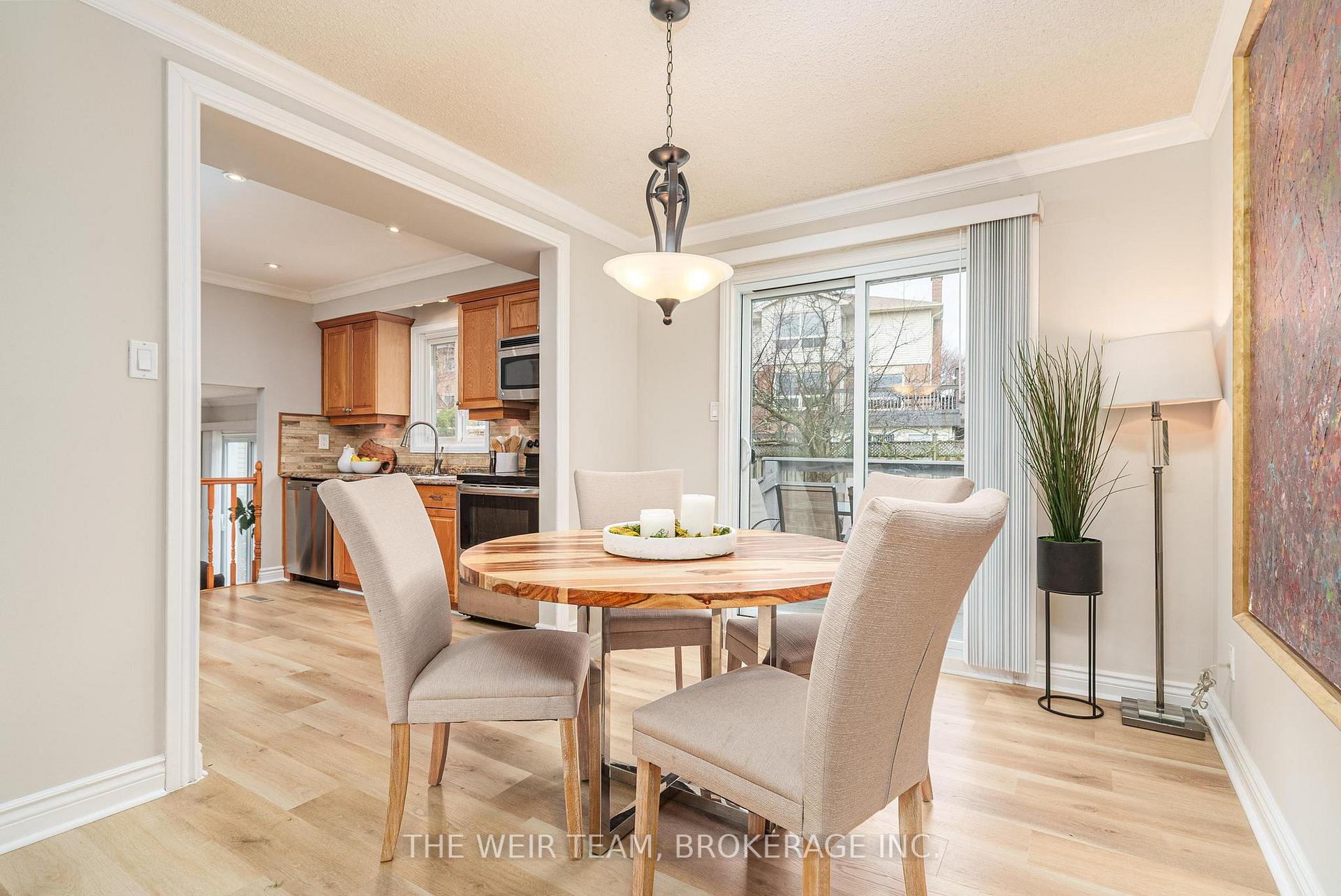 Photo 8 of 906 Finley Avenue, Ajax, South West — HOMEH