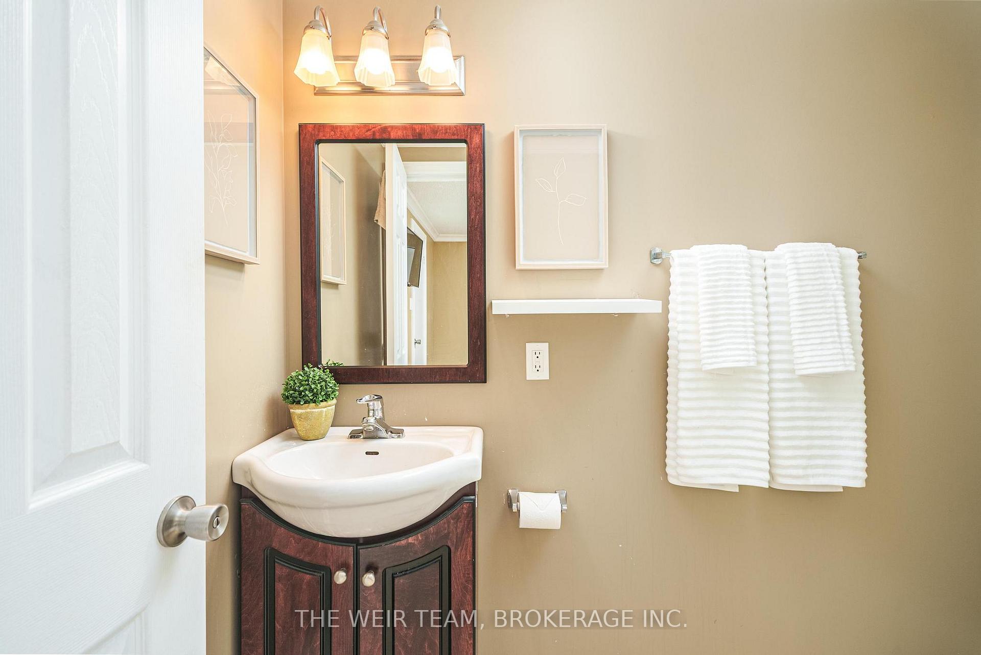 Photo 24 of 906 Finley Avenue, Ajax, South West — HOMEH