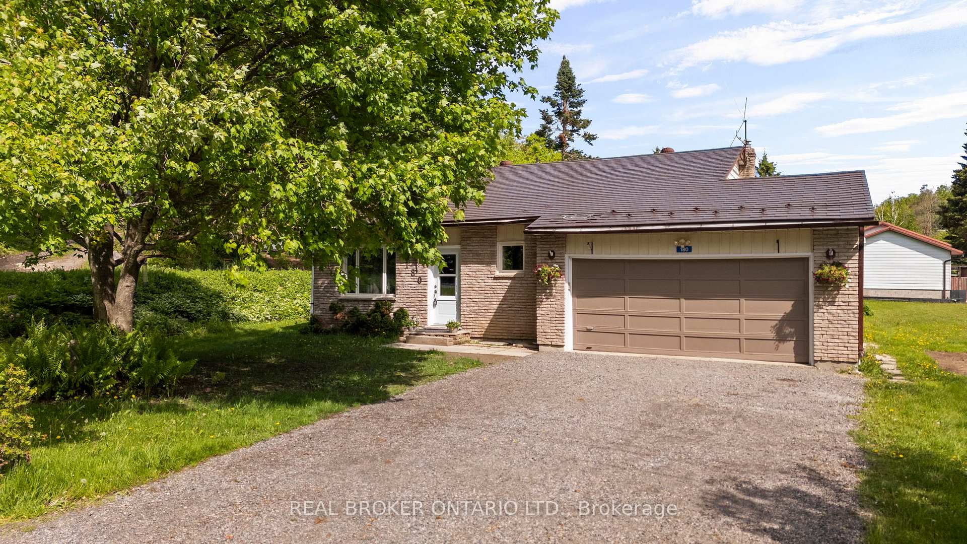Photo 1 of 180 Bakery Lane, Gravenhurst, Muskoka (S) — HOMEH