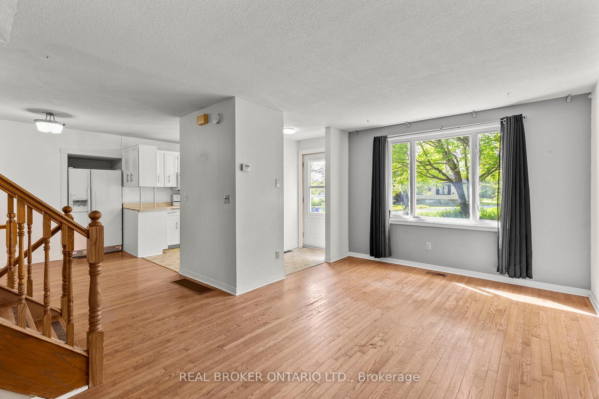 Photo 6 of 180 Bakery Lane, Gravenhurst, Muskoka (S) — HOMEH