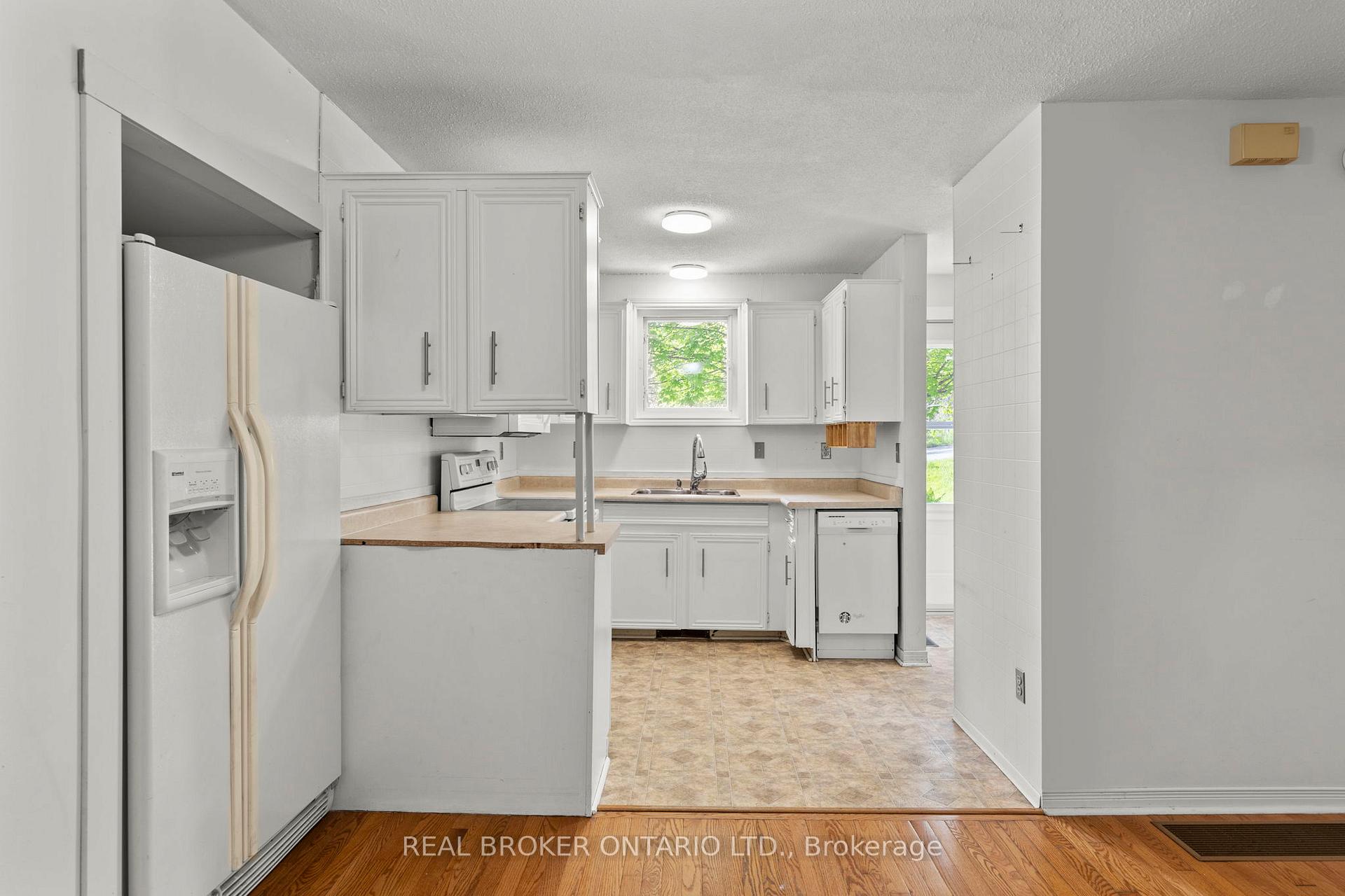 Photo 8 of 180 Bakery Lane, Gravenhurst, Muskoka (S) — HOMEH