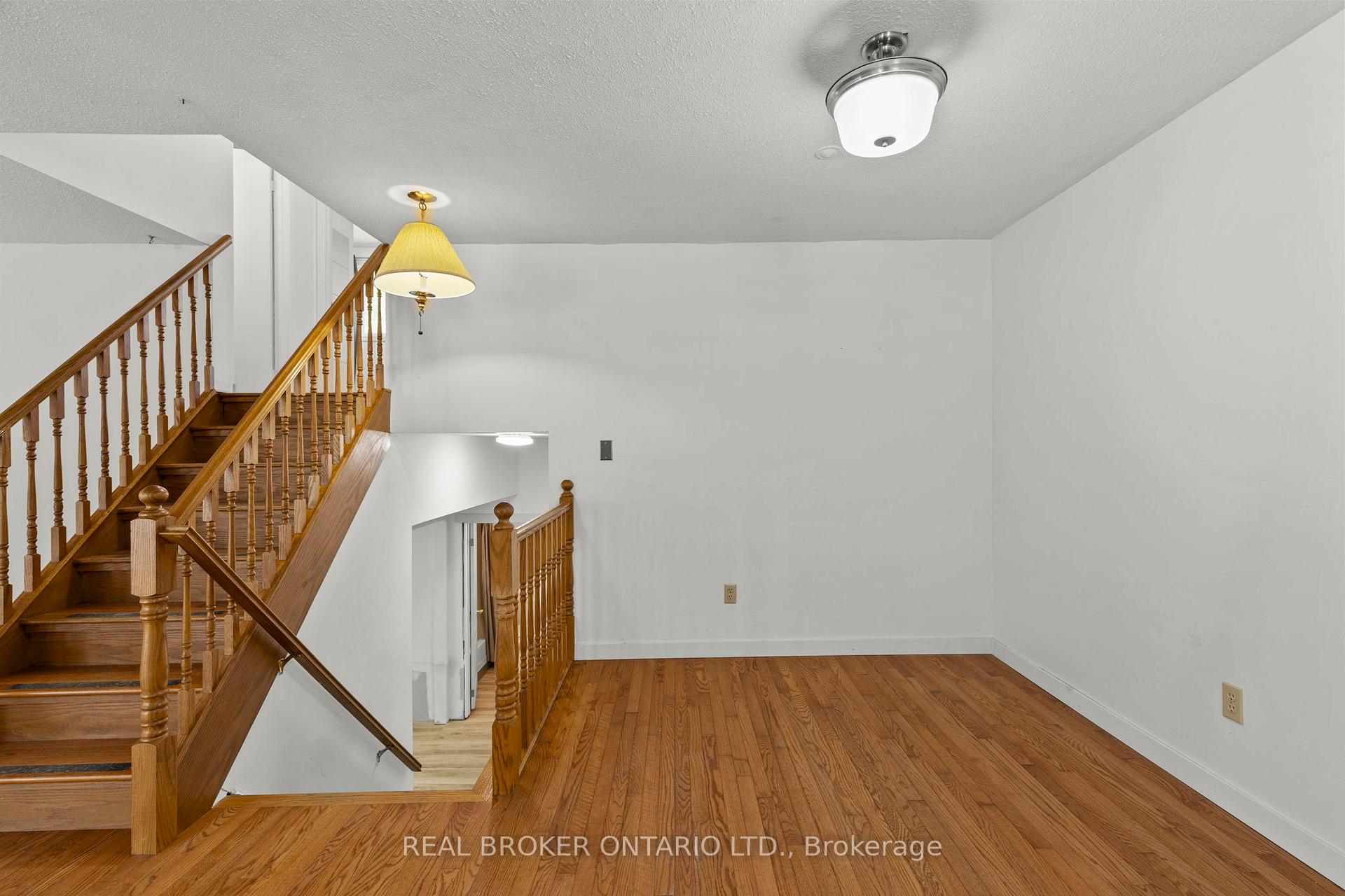 Photo 10 of 180 Bakery Lane, Gravenhurst, Muskoka (S) — HOMEH