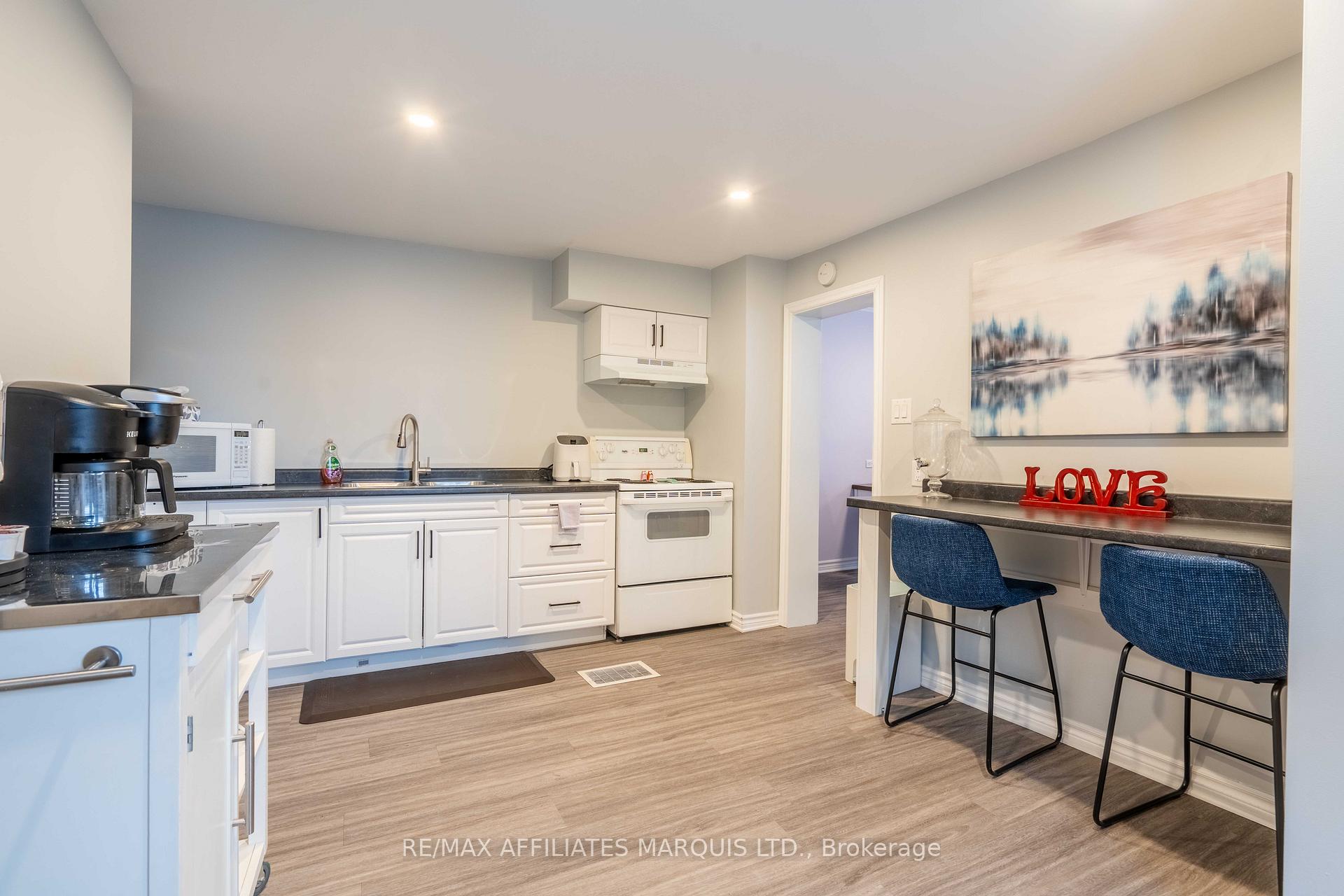 Photo 8 of 115 Louisa Street, Cornwall — HOMEH