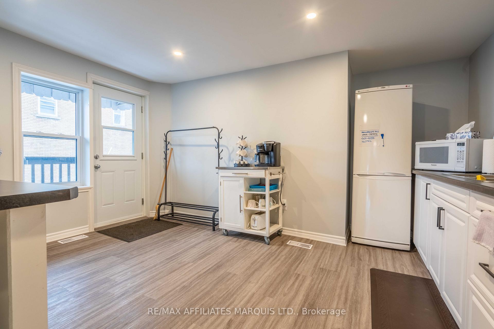 Photo 9 of 115 Louisa Street, Cornwall — HOMEH